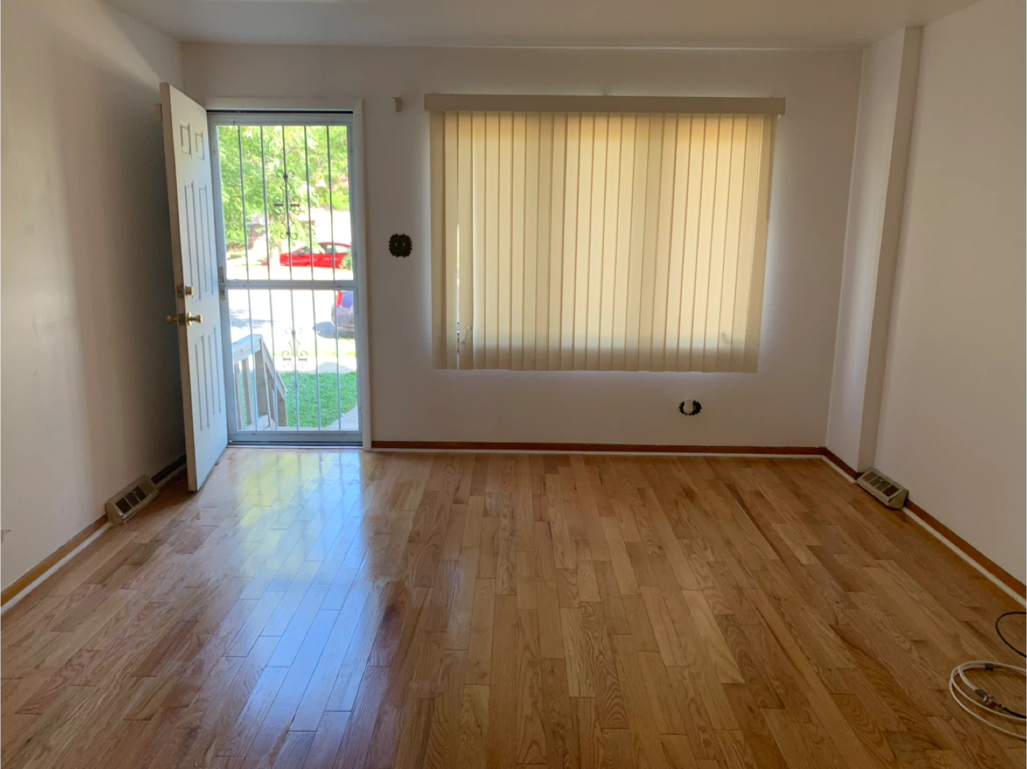 Townhouse for rent - photo 3