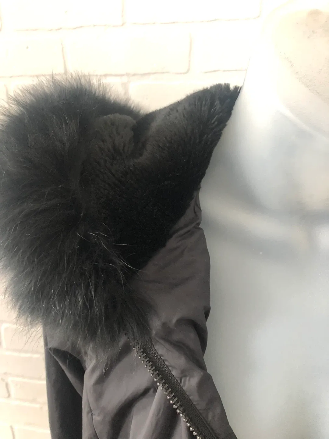 Danier Black Fox Fur Trimmed Jacket XS image indicator(2)