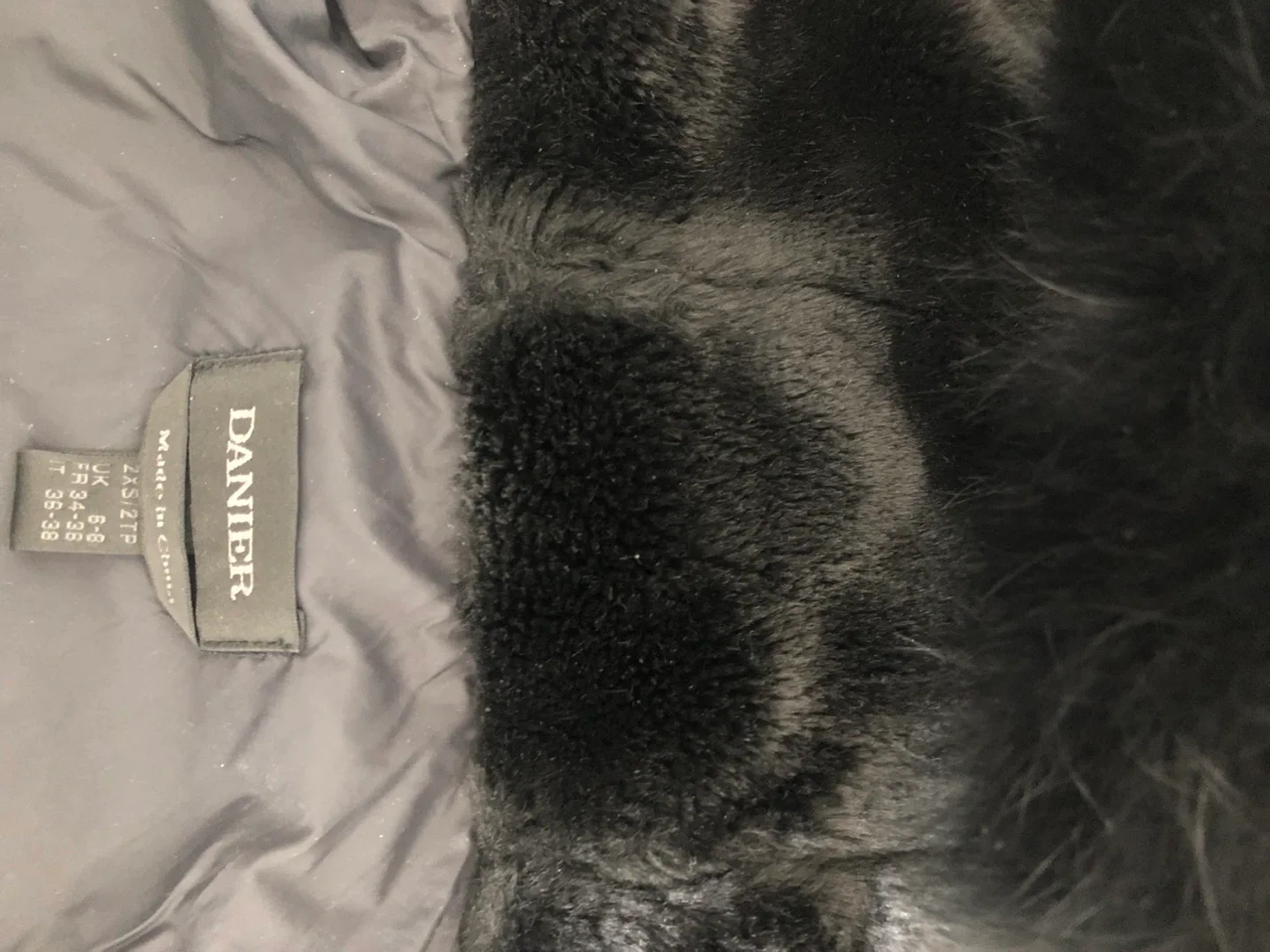 Danier Black Fox Fur Trimmed Jacket XS image indicator(3)