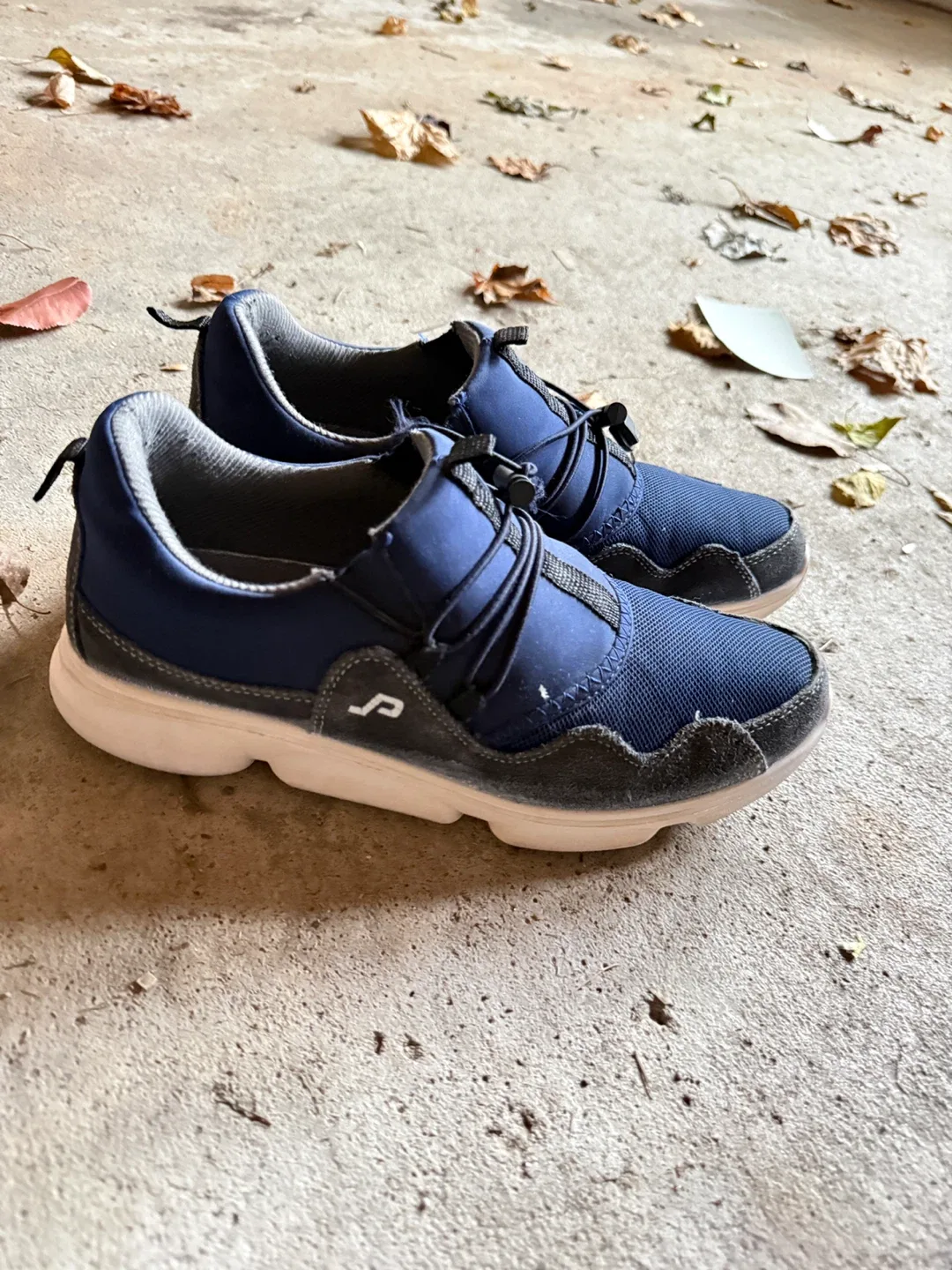 Propét Men's Blue Slip-On Shoes image indicator(3)