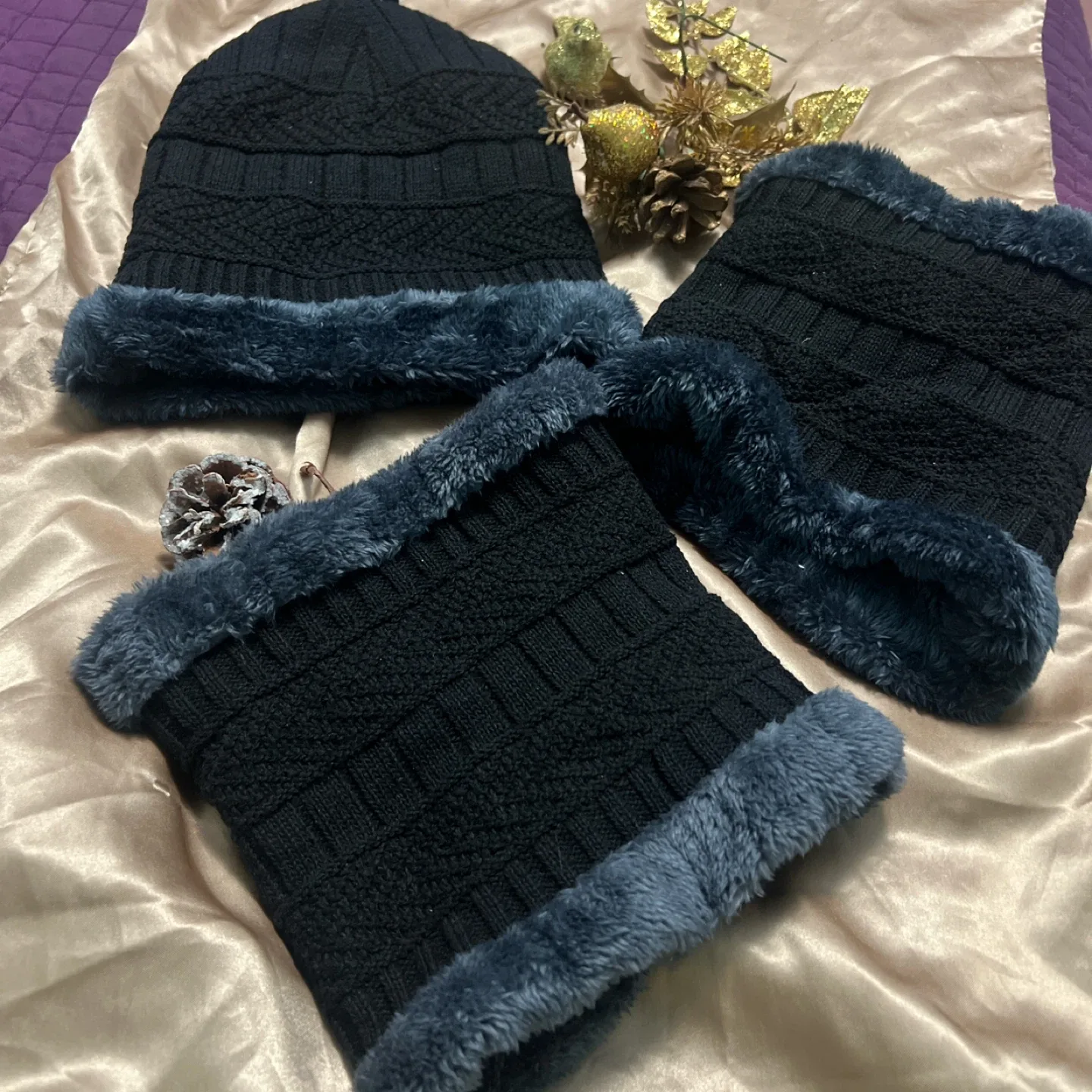 Black Knit Hat and Neck Warmer Set