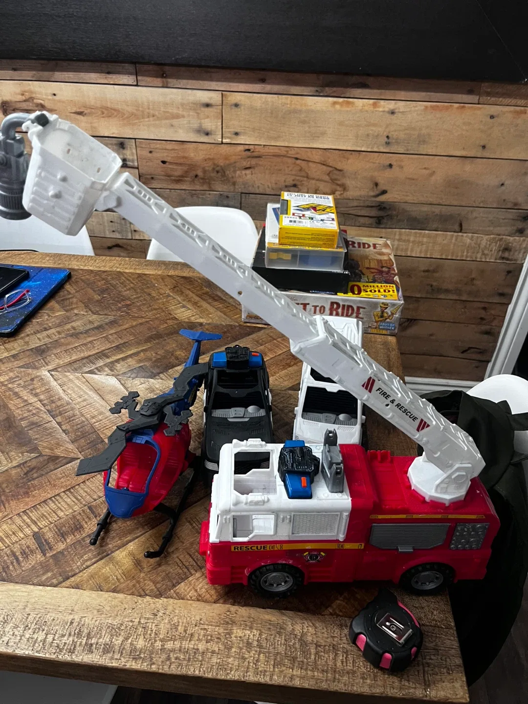 Kid Connection Rescue Emergency Playset