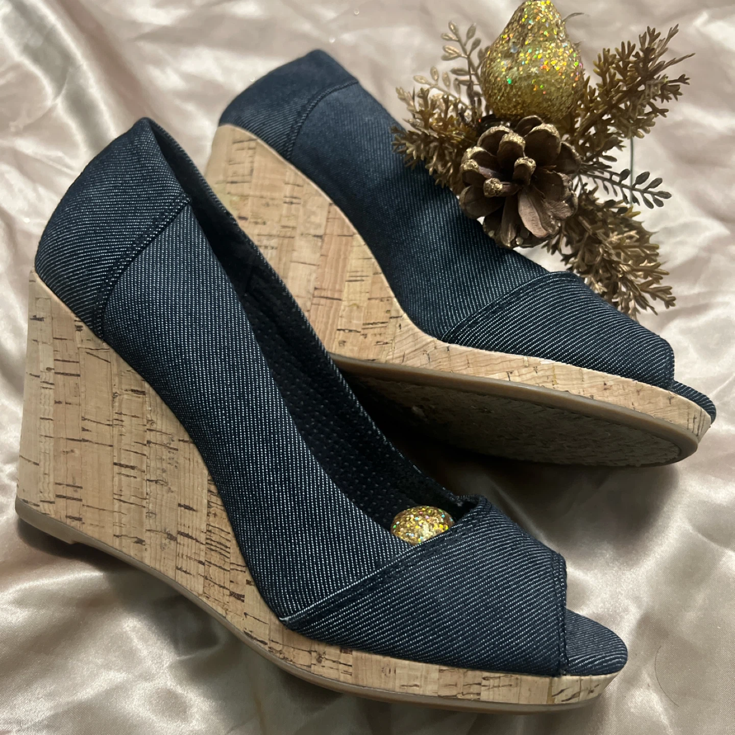 TOMS Women's Wedge Heels - Size 6.5 - photo 2