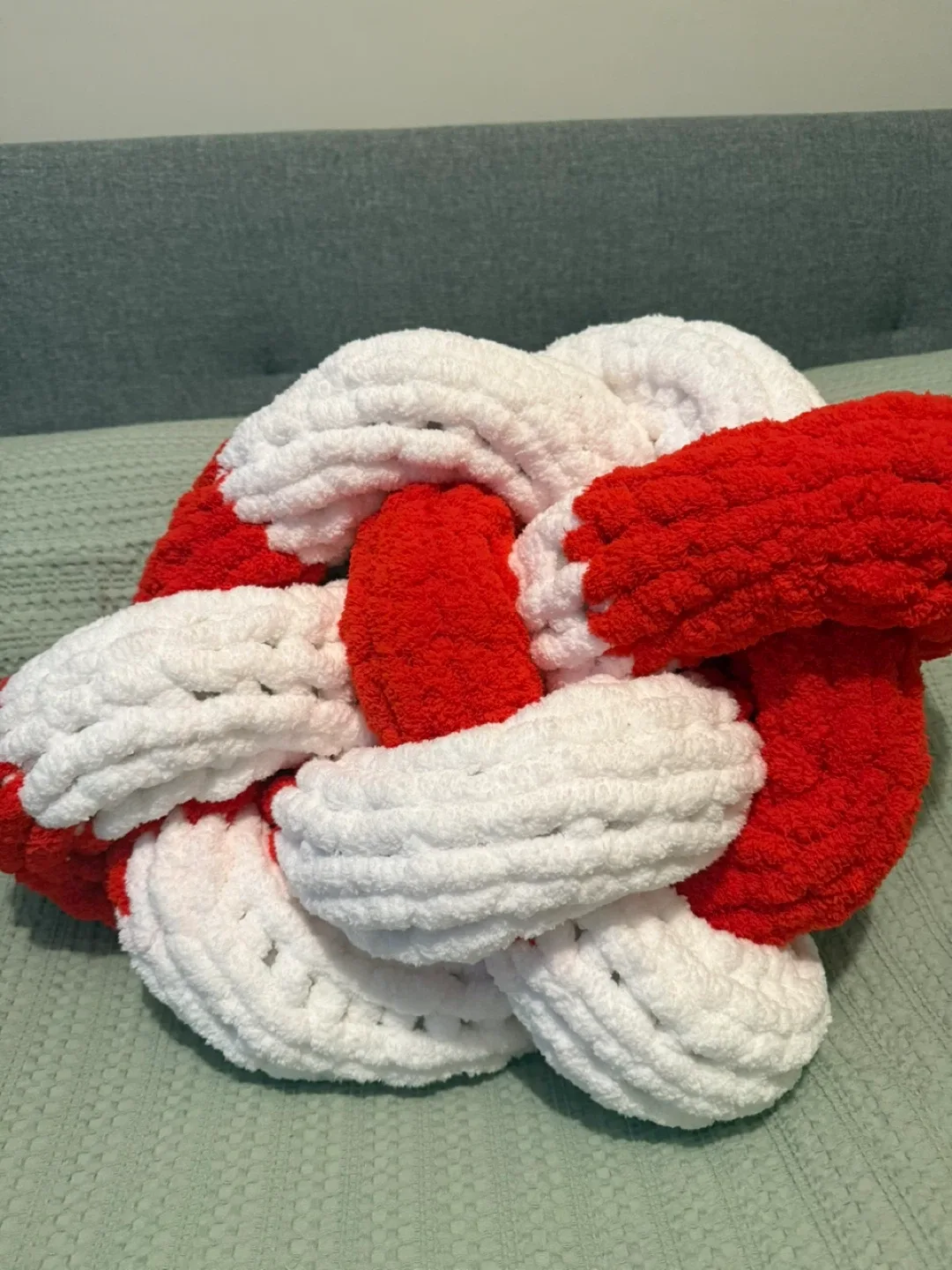 Decorative Knot Pillows - Red & White image indicator(2)