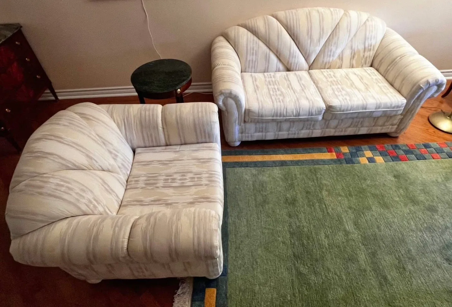 Loveseat & Armchair Set image indicator(4)