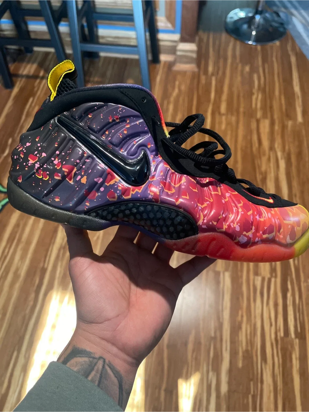 Nike Air Foamposite One Alternate Galaxy image indicator(9)