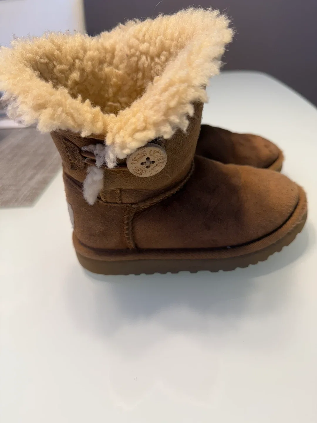 UGG Kid’s Bailey Button Boots - Brown Size 9 US image indicator(4)
