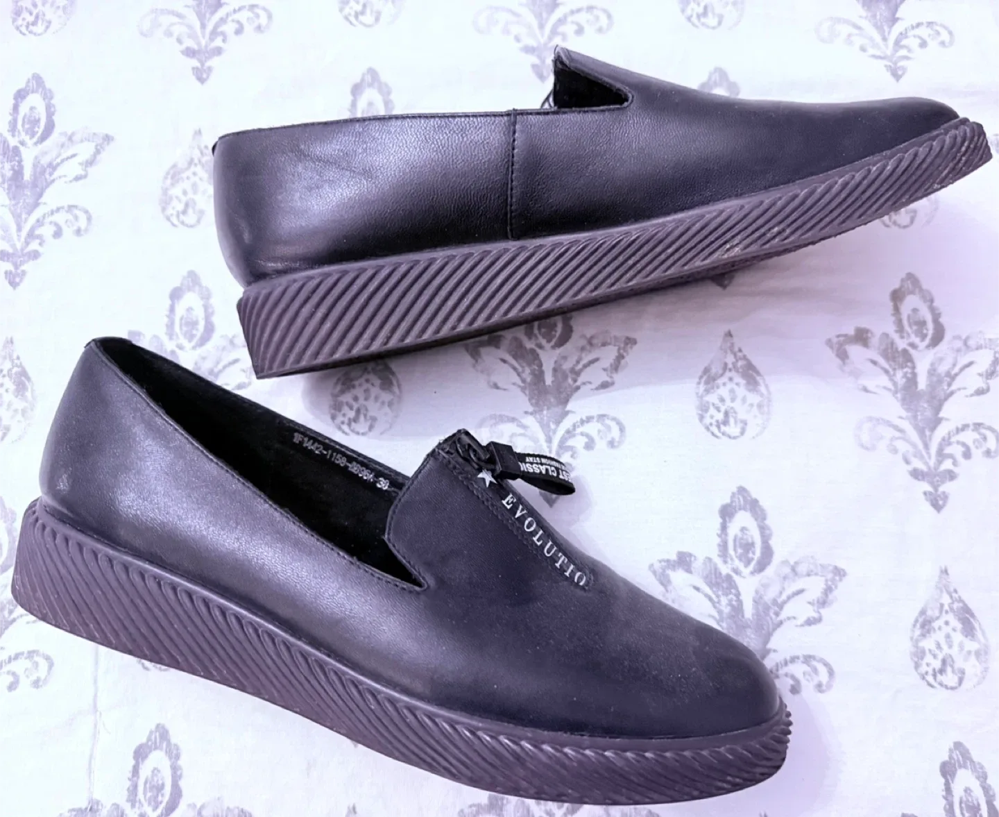 MOLKA Evolution Black Loafers - Size 38 image indicator(3)