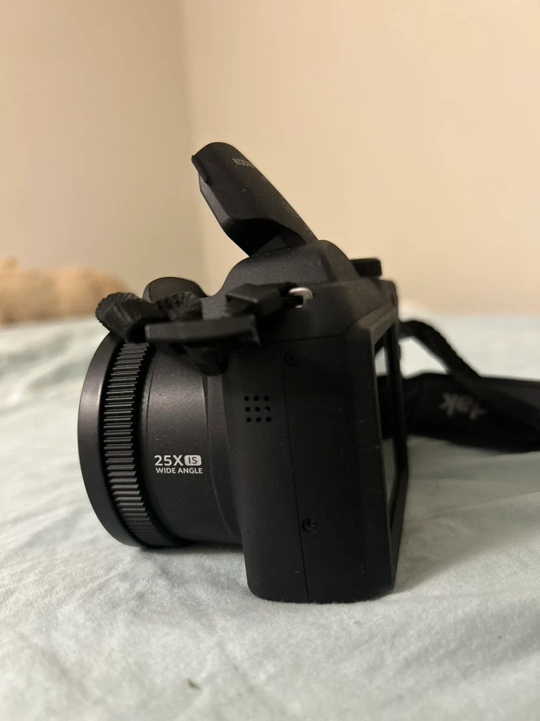 Kodak PIXPRO AZ255 Digital Camera – Like New image indicator(2)