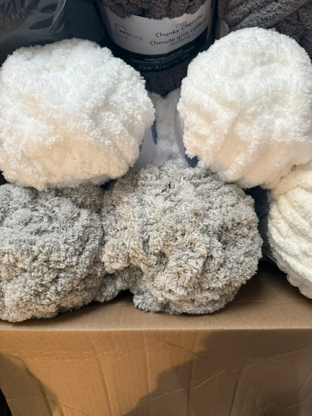 Yarn Lot: 14 Brand New Chunky Knit skeins image indicator(3)