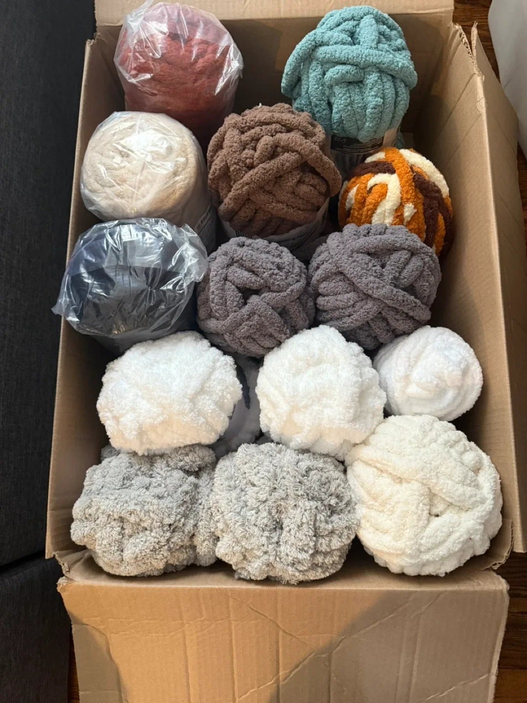 Yarn Lot: 14 Brand New Chunky Knit skeins image indicator(2)
