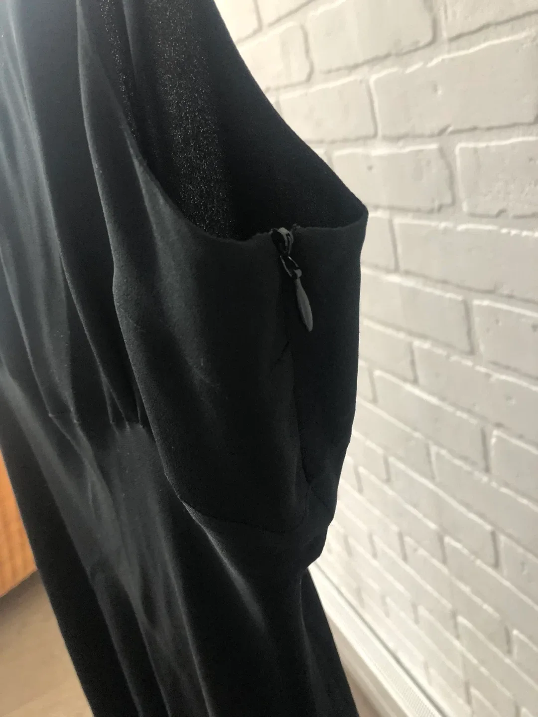 Club Monaco Black Silk Dress - Size 8 image indicator(3)