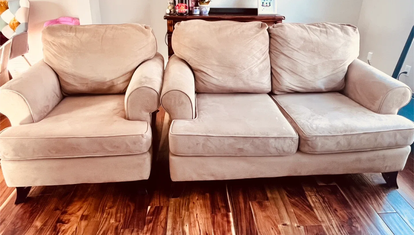 Beautiful Beige Loveseat & Armchair - Sofa Set image indicator(3)