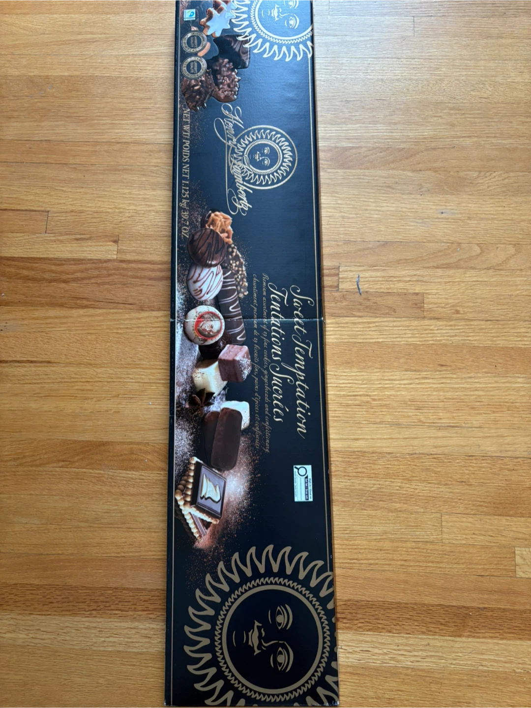 Sweet temptation foundations secretes chocolates