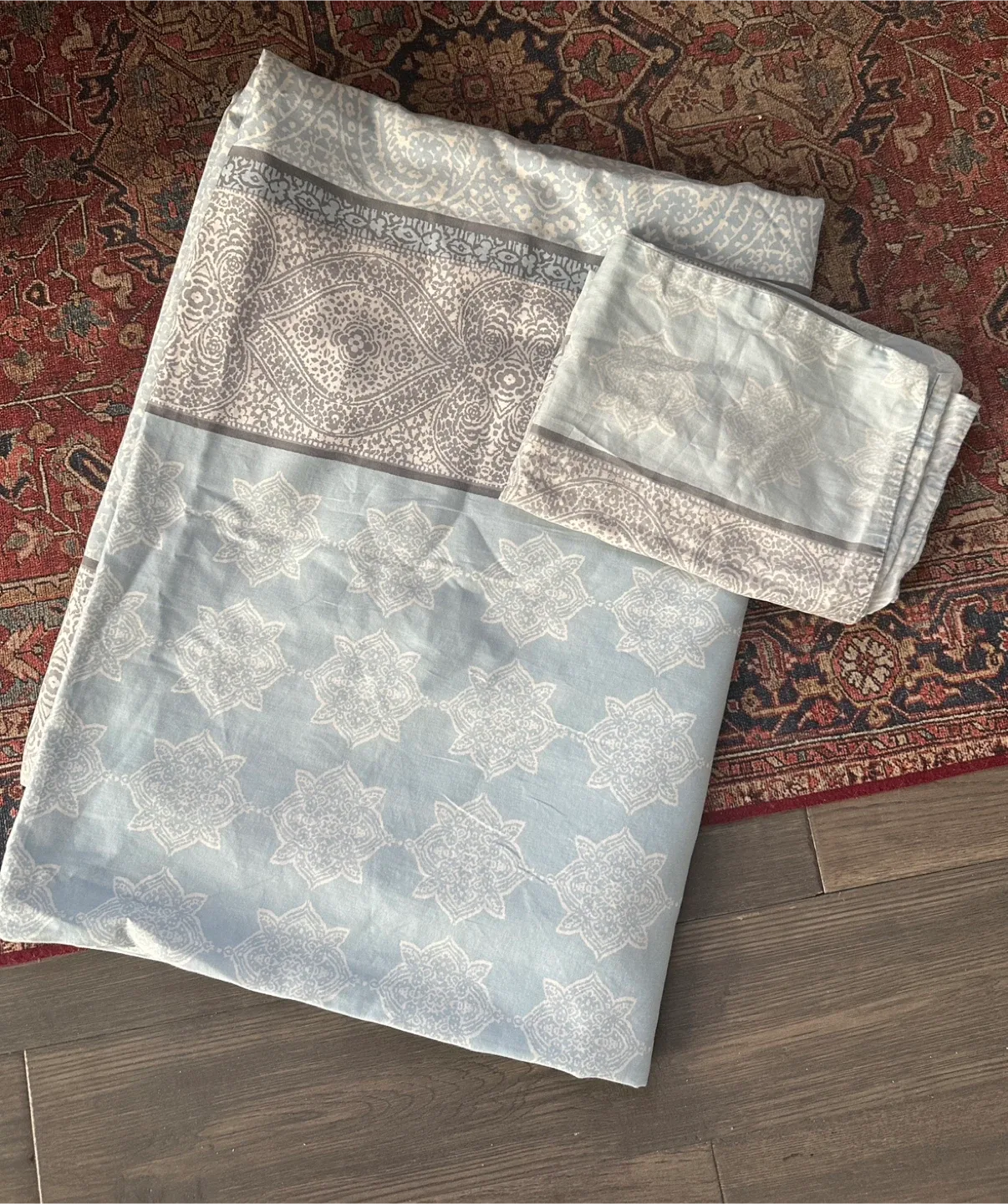 Twin Cotton Duvet Cover - $8 - East York