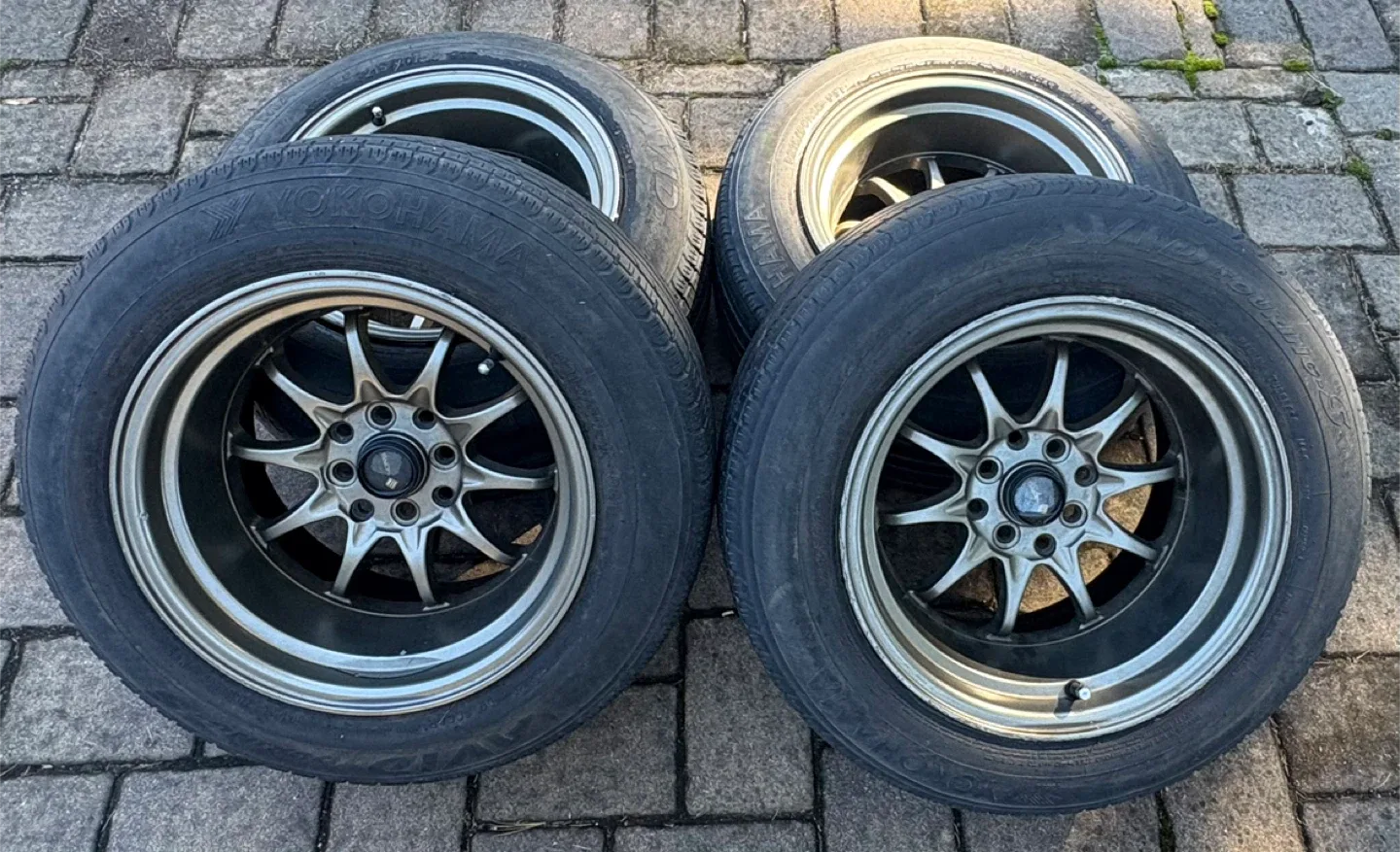 Set of 4 Semi-New Concave Rims