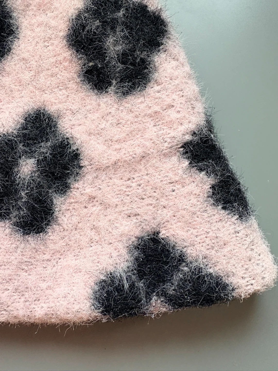 Pink and Black Flowers Bucket Hat - photo 2