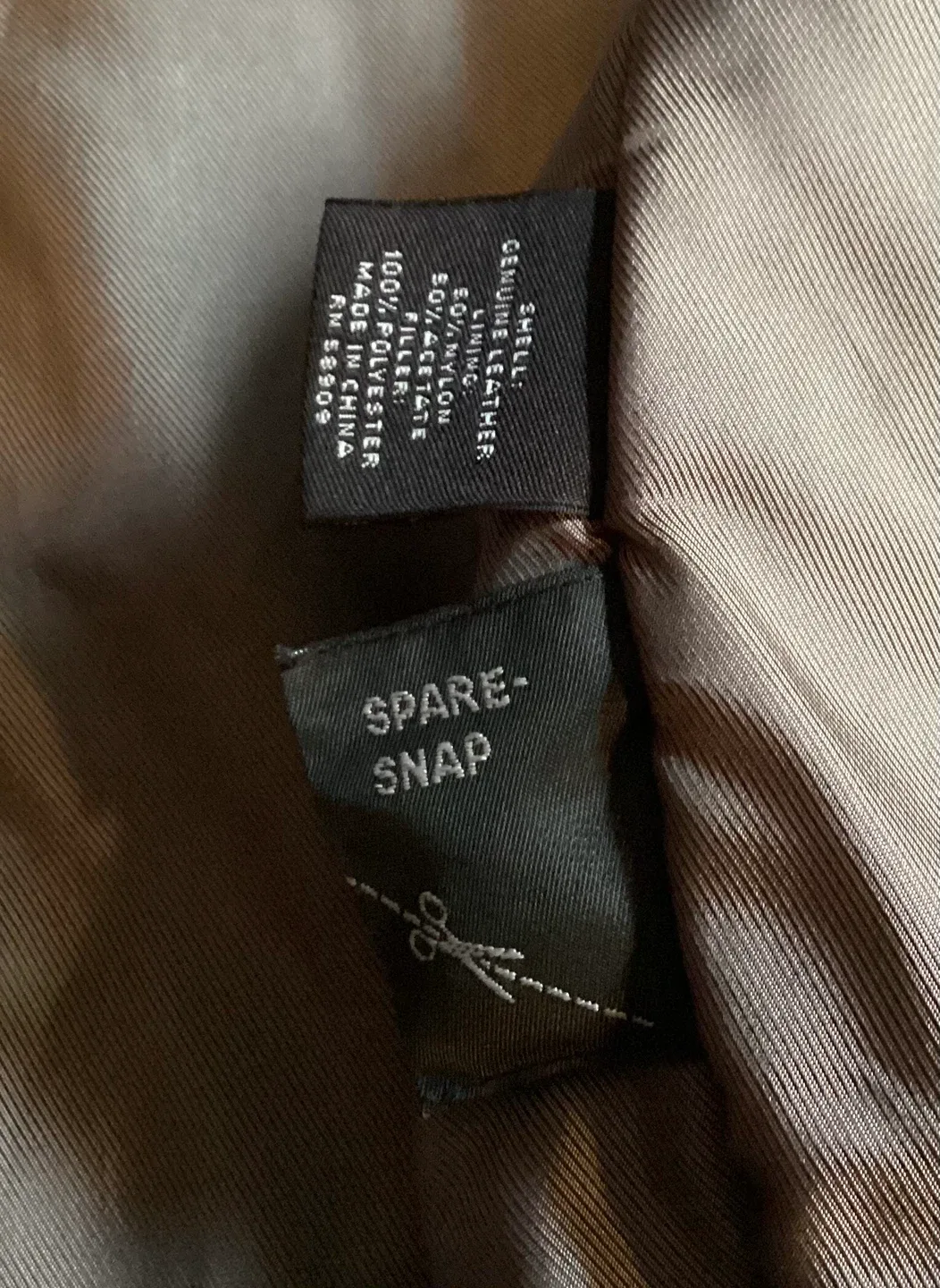 Men’s Black Leather Bomber Jacket image indicator(7)