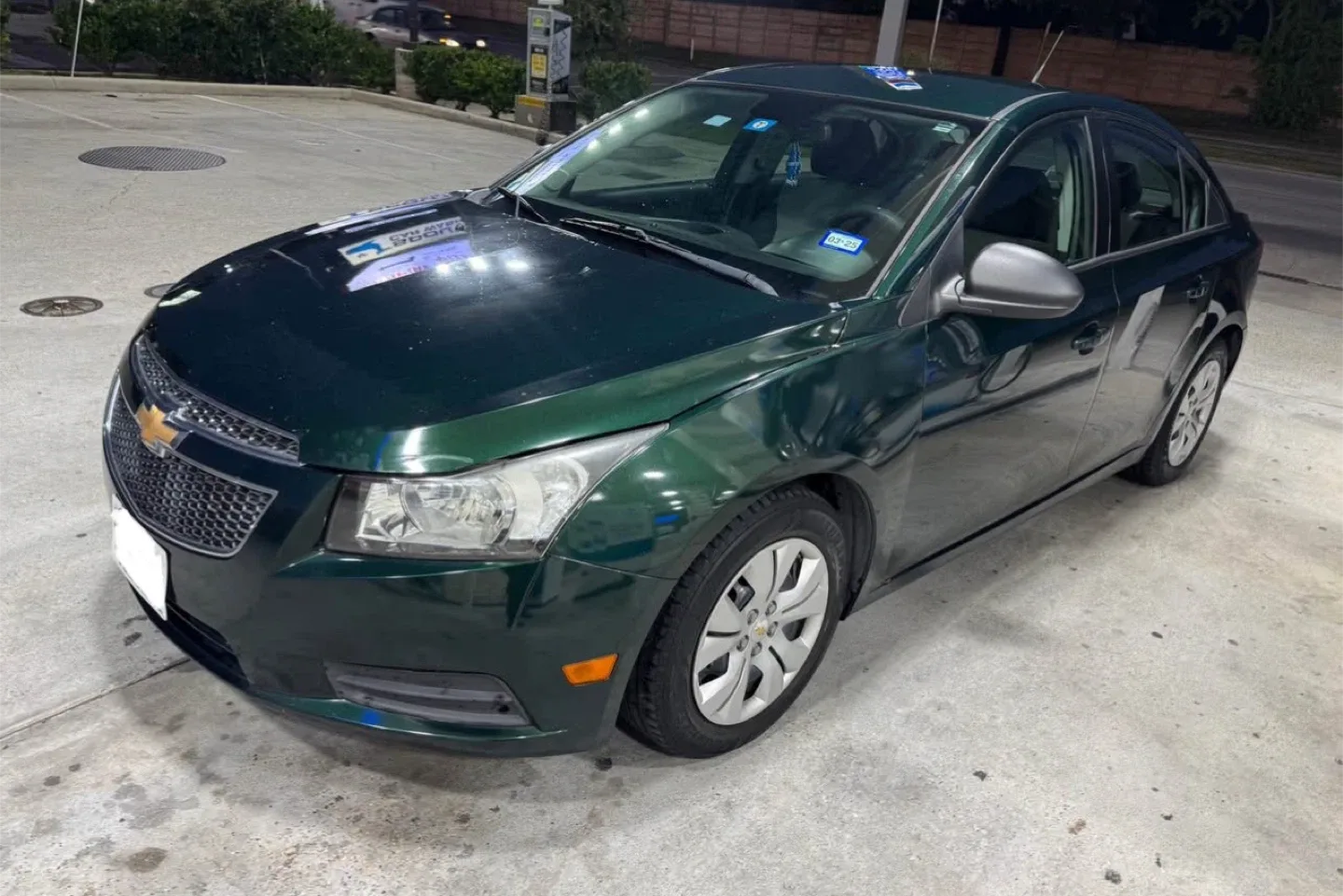 2014 Chevrolet Cruze Low Km’s image indicator(2)