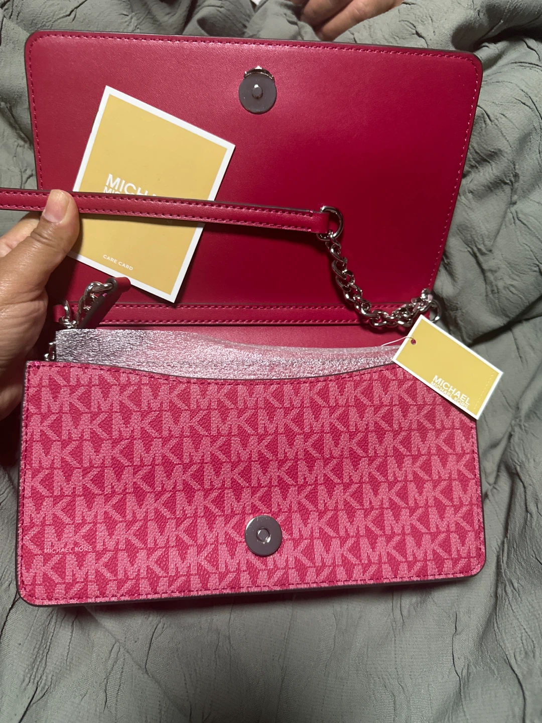 Michael Kors Pink Wallet on Chain - photo 2