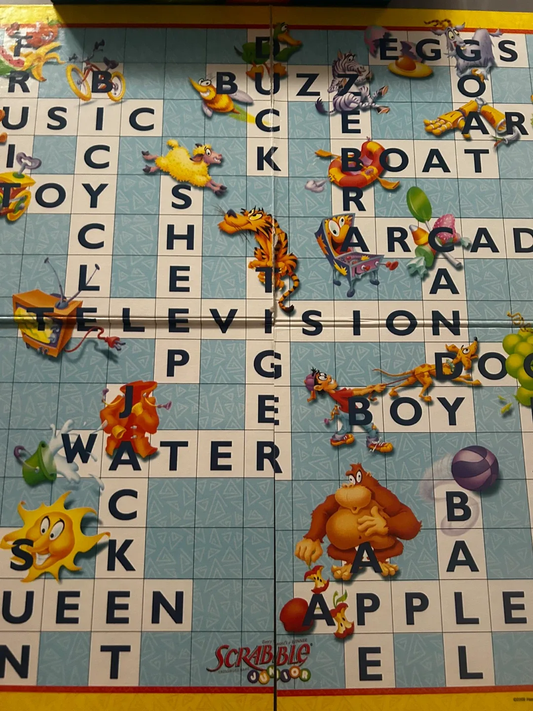 Scrabble Junior Crossword Game image indicator(4)