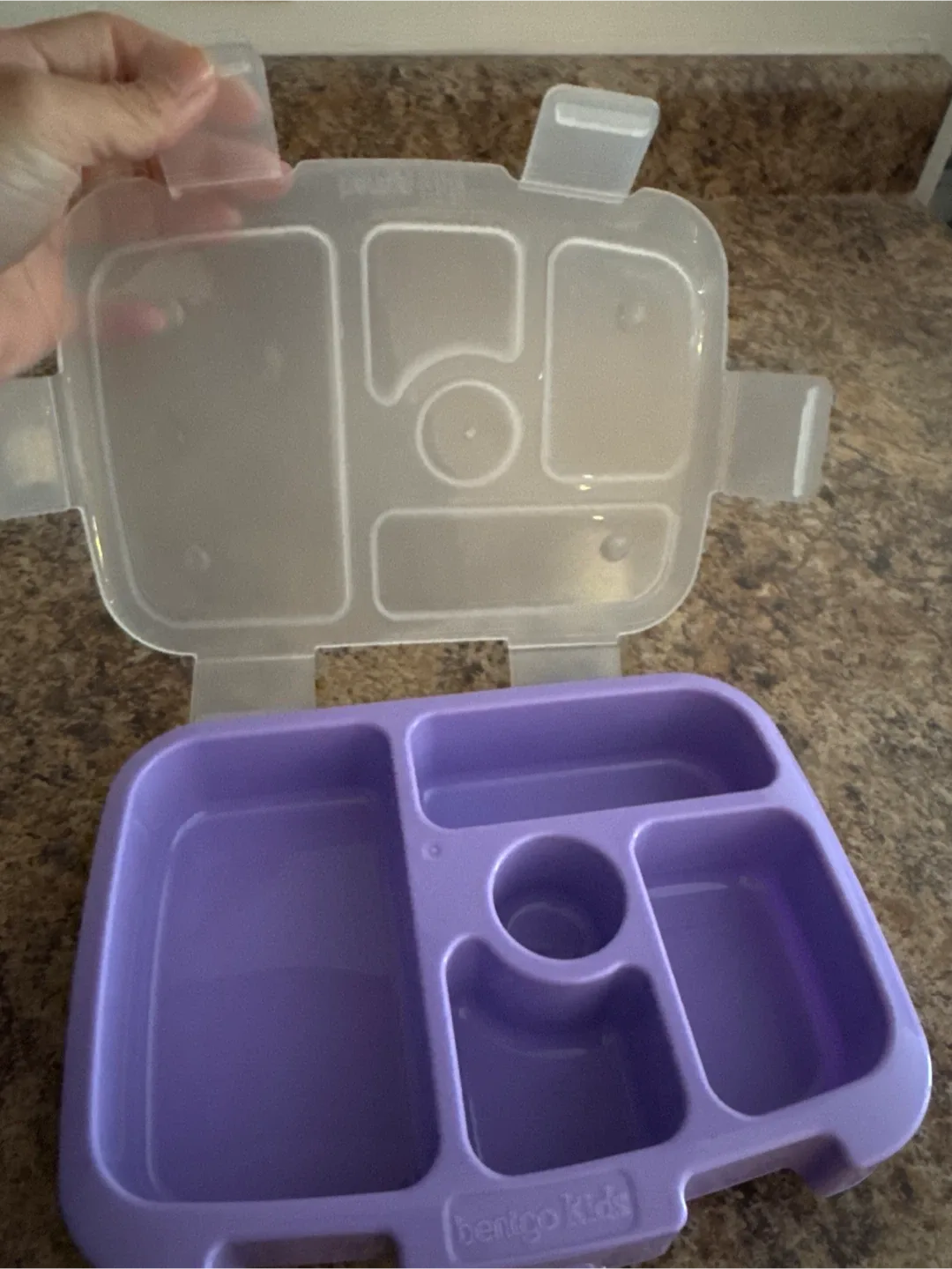 Bentgo Kids Purple Lunch Box image indicator(2)