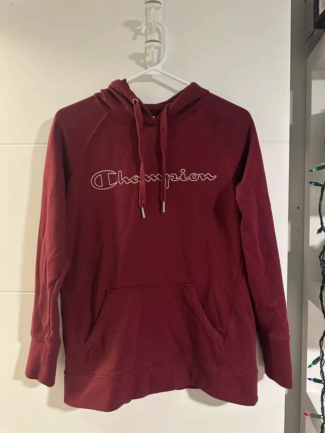 Champion Hoodie - Small - Maroon