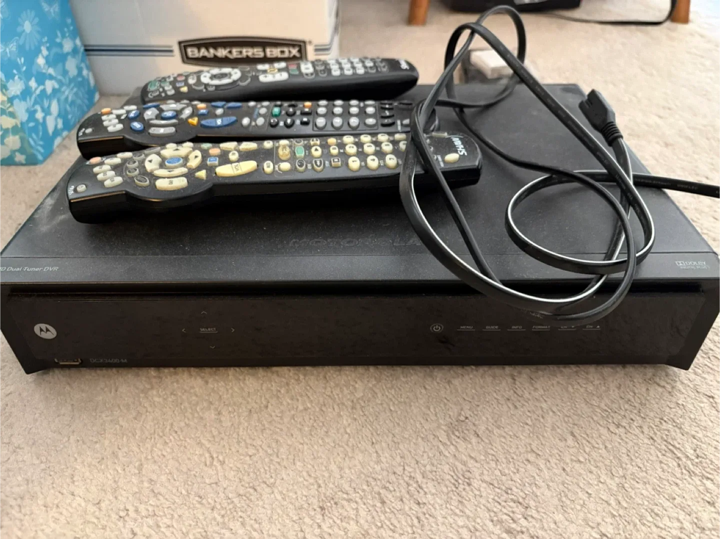 Motorola DCX3400-M Dual Tuner PVR image indicator(2)