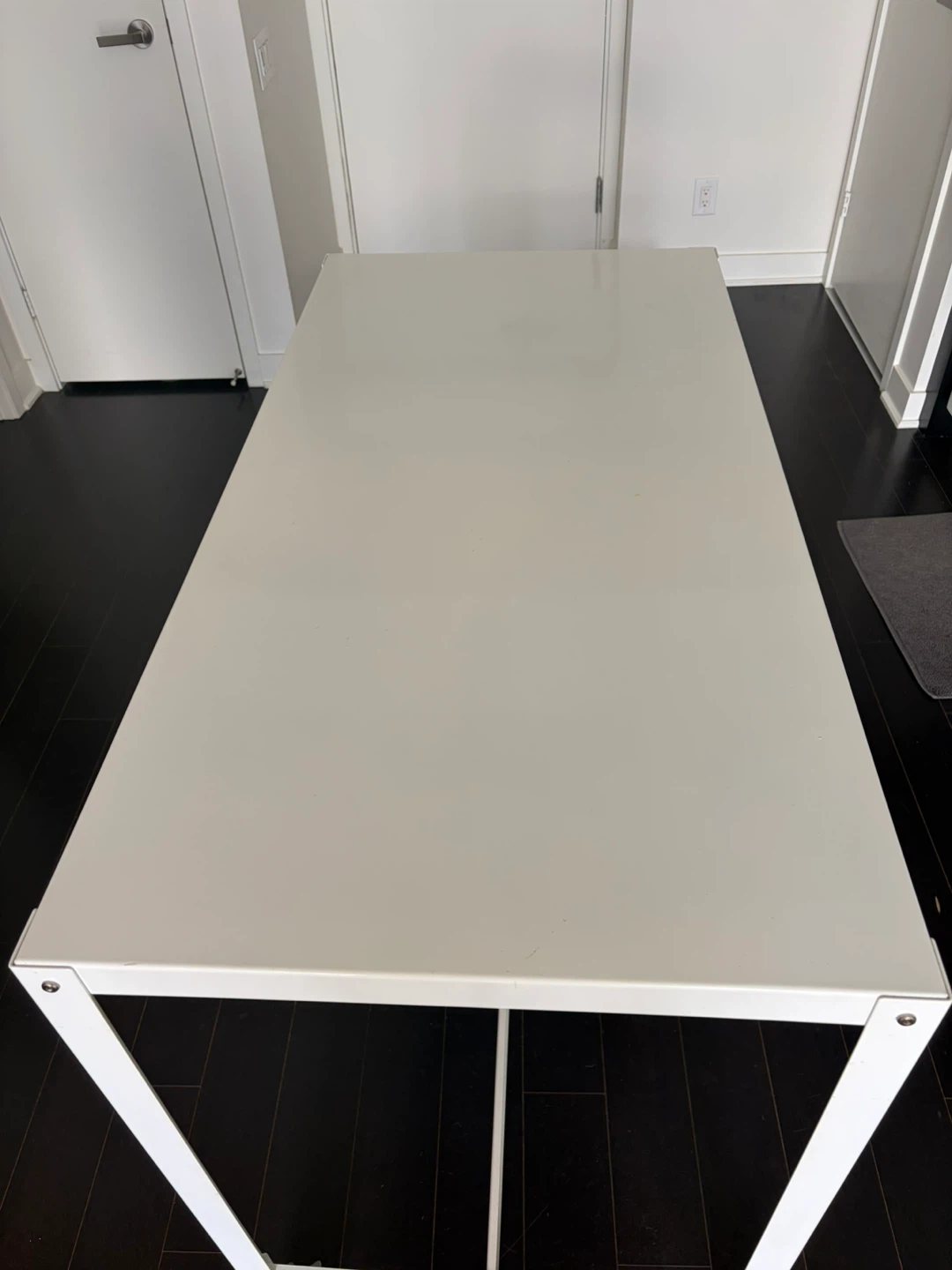 CB2 white Kitchen Island / rolling table - photo 3