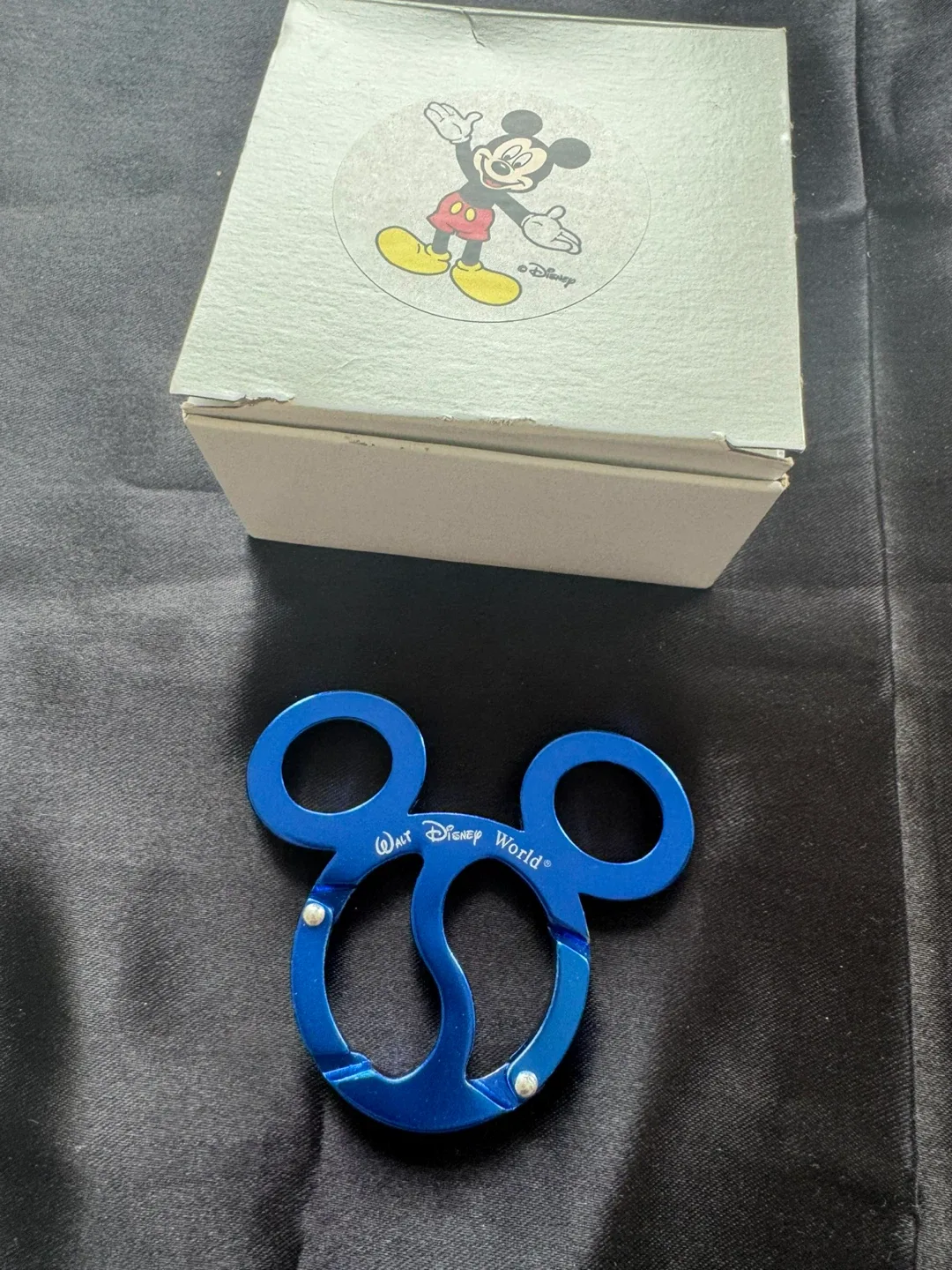 Disney World Mickey Mouse Carabiner Clip - Blue