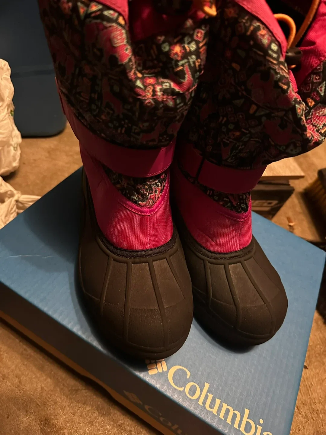 Columbia Kids' Snow Boots, Size 6 image indicator(4)