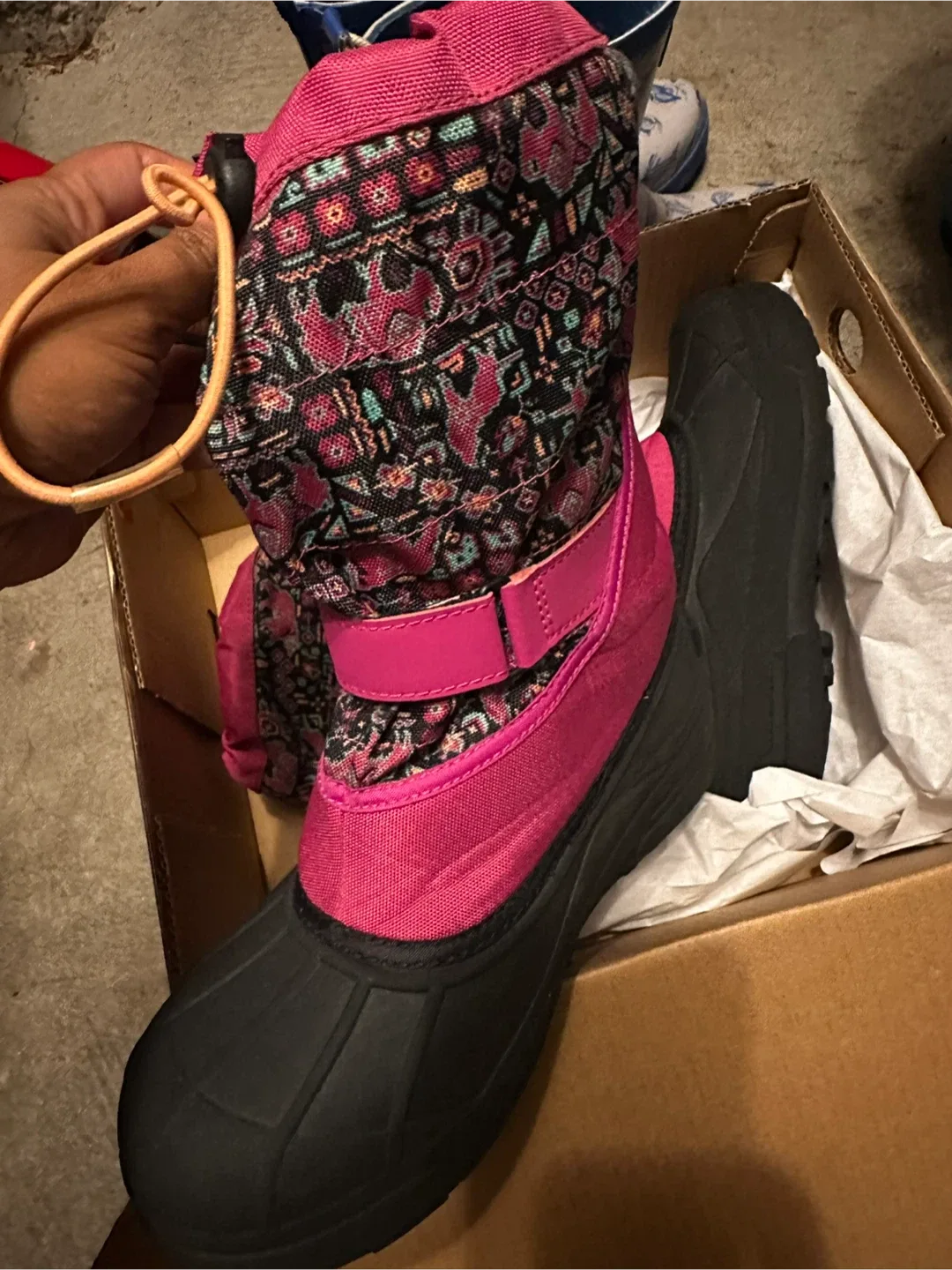 Columbia Kids' Snow Boots, Size 6 image indicator(3)
