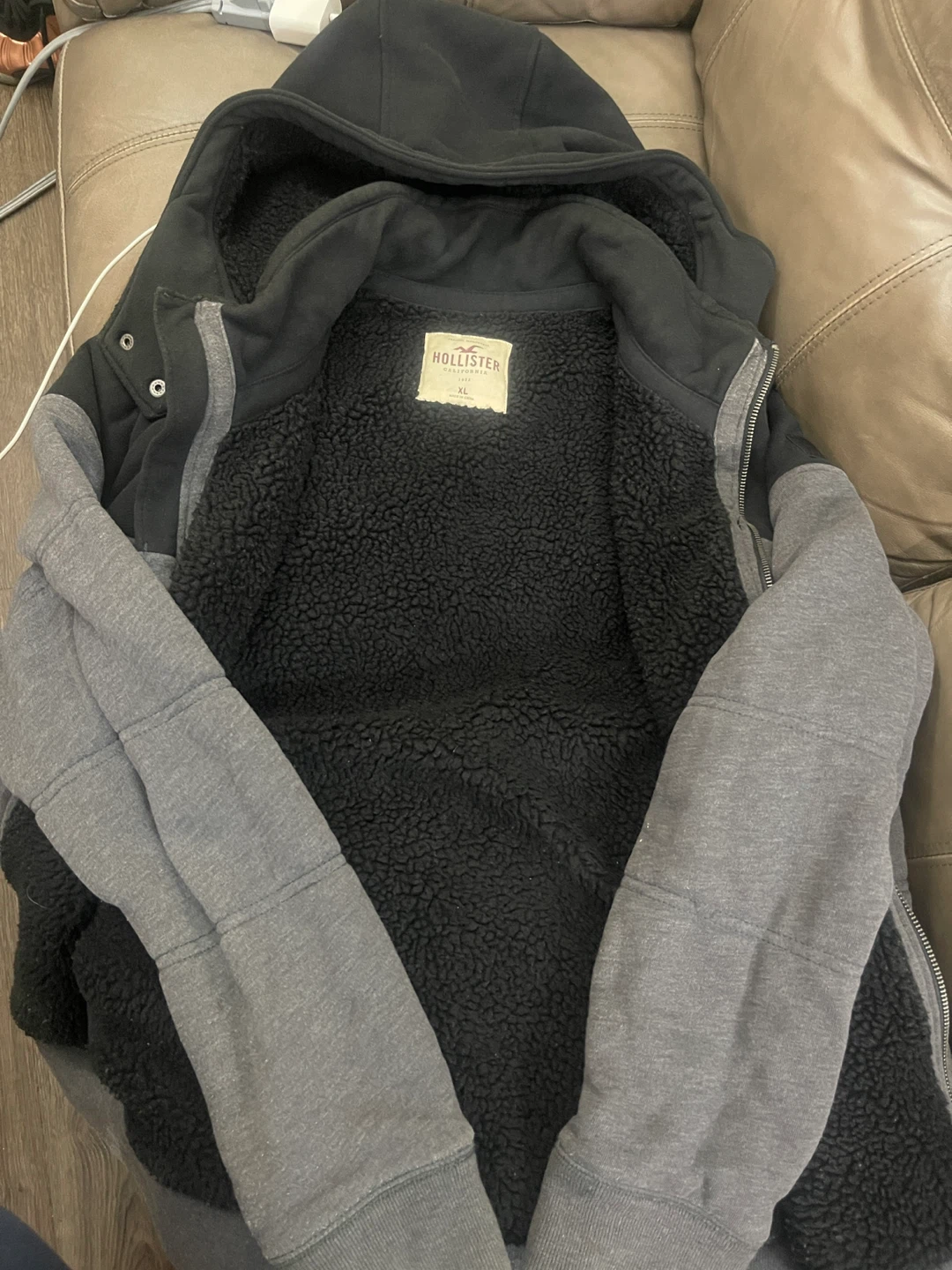 Hollister Gray & Black Hooded Jacket - XL - photo 5