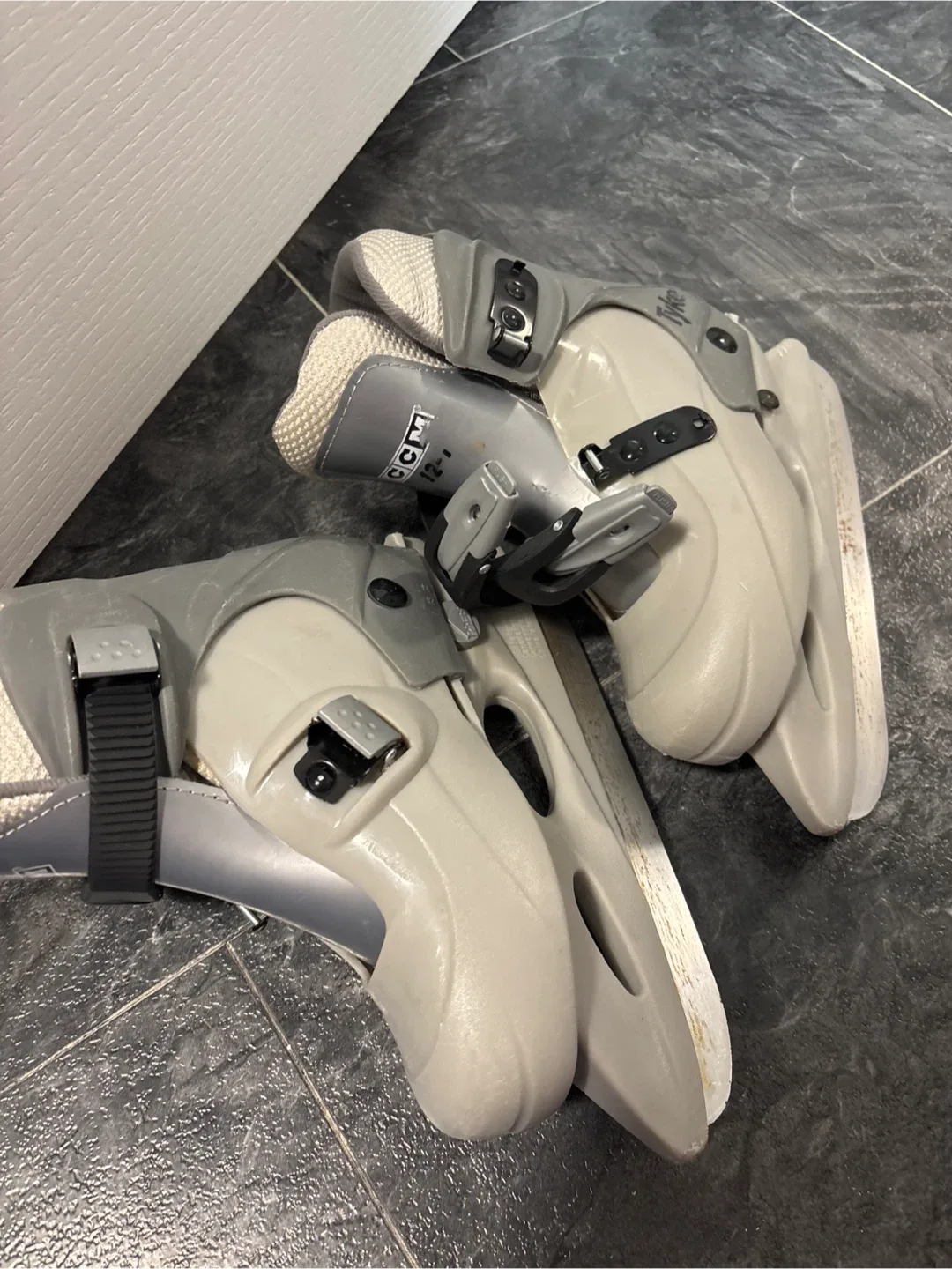 CCM Ice Skates - Grey