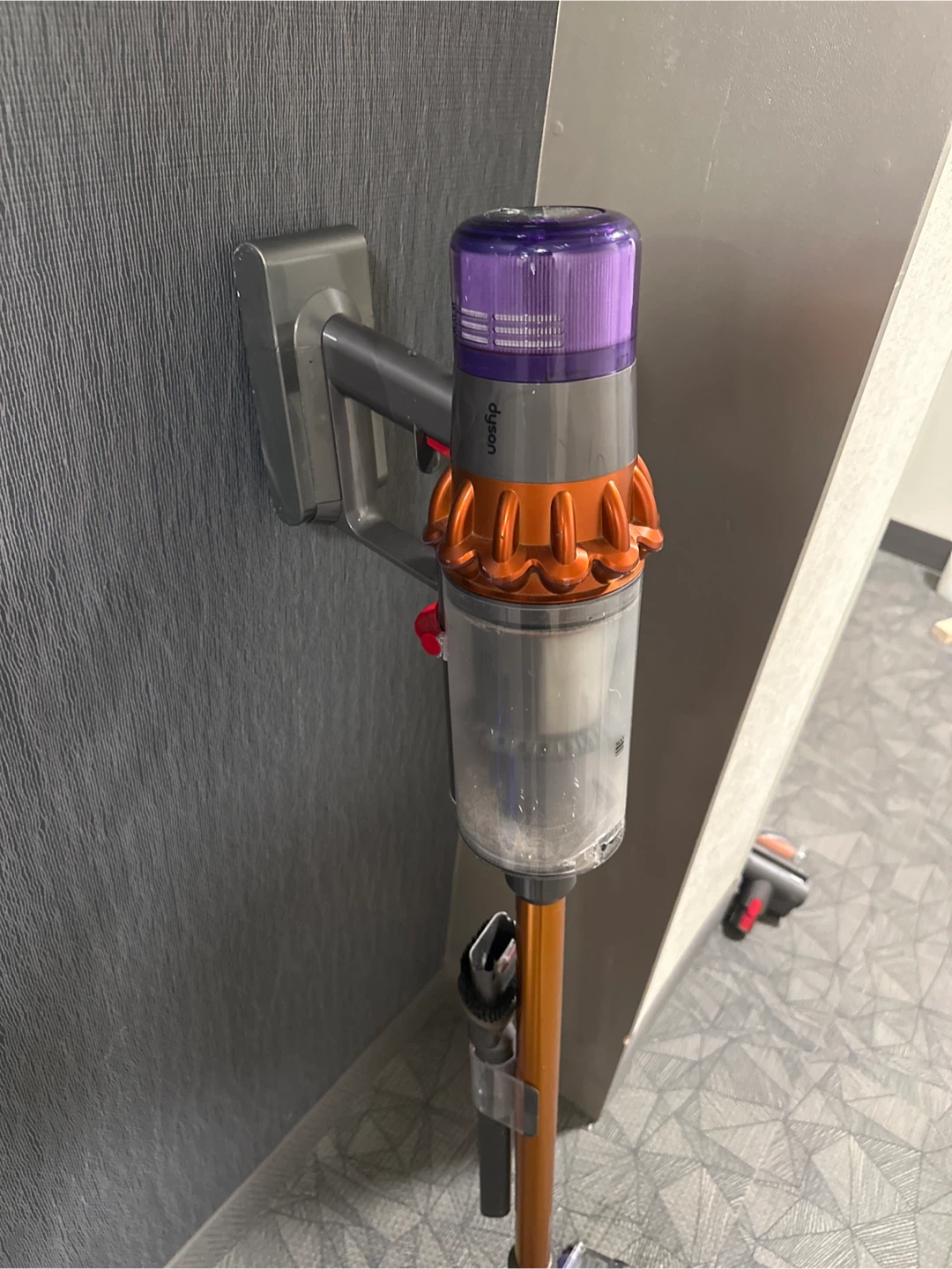 Dyson V11 Torque Drive Cordless Vacuum - photo 2