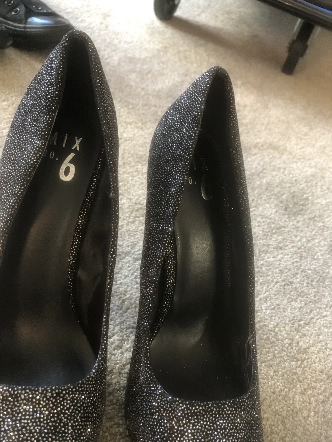 Mix No. 6 Sparkly Black Heels image indicator(4)