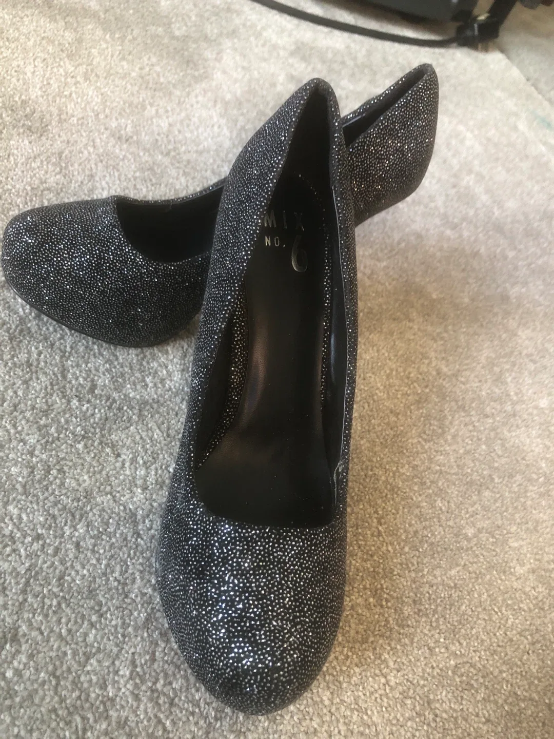 Mix No. 6 Sparkly Black Heels image indicator(5)