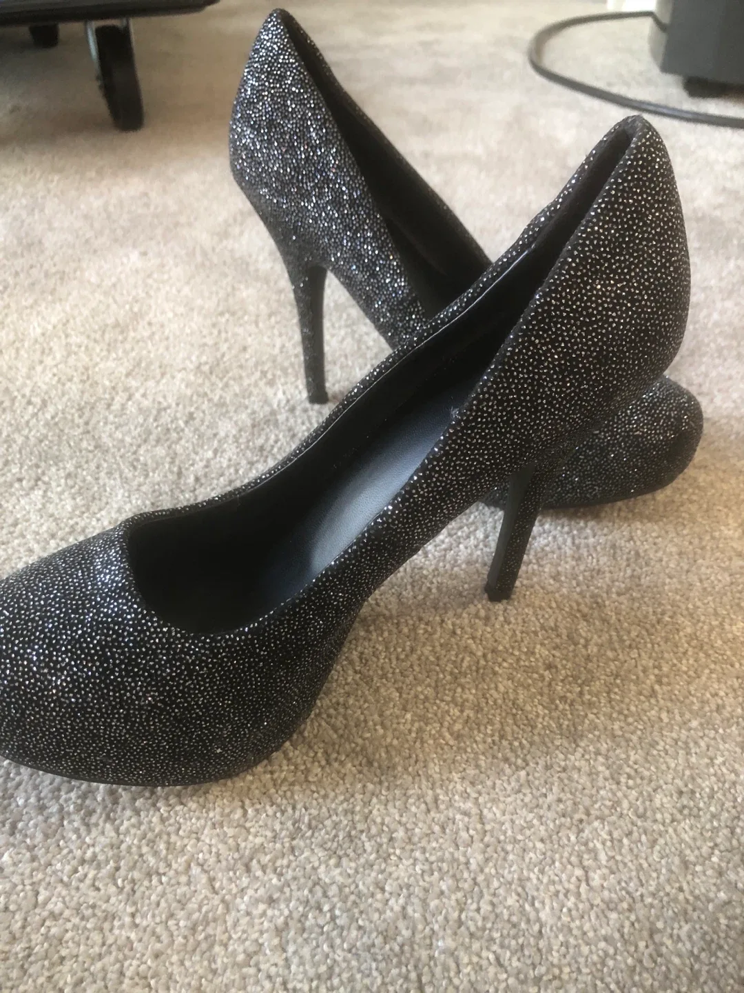 Mix No. 6 Sparkly Black Heels image indicator(3)