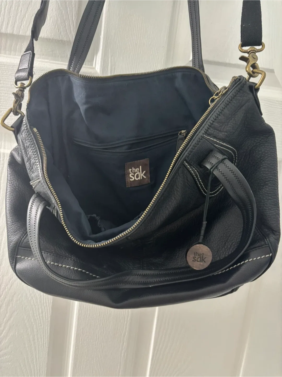 The Sak Black Leather Handbag image indicator(3)