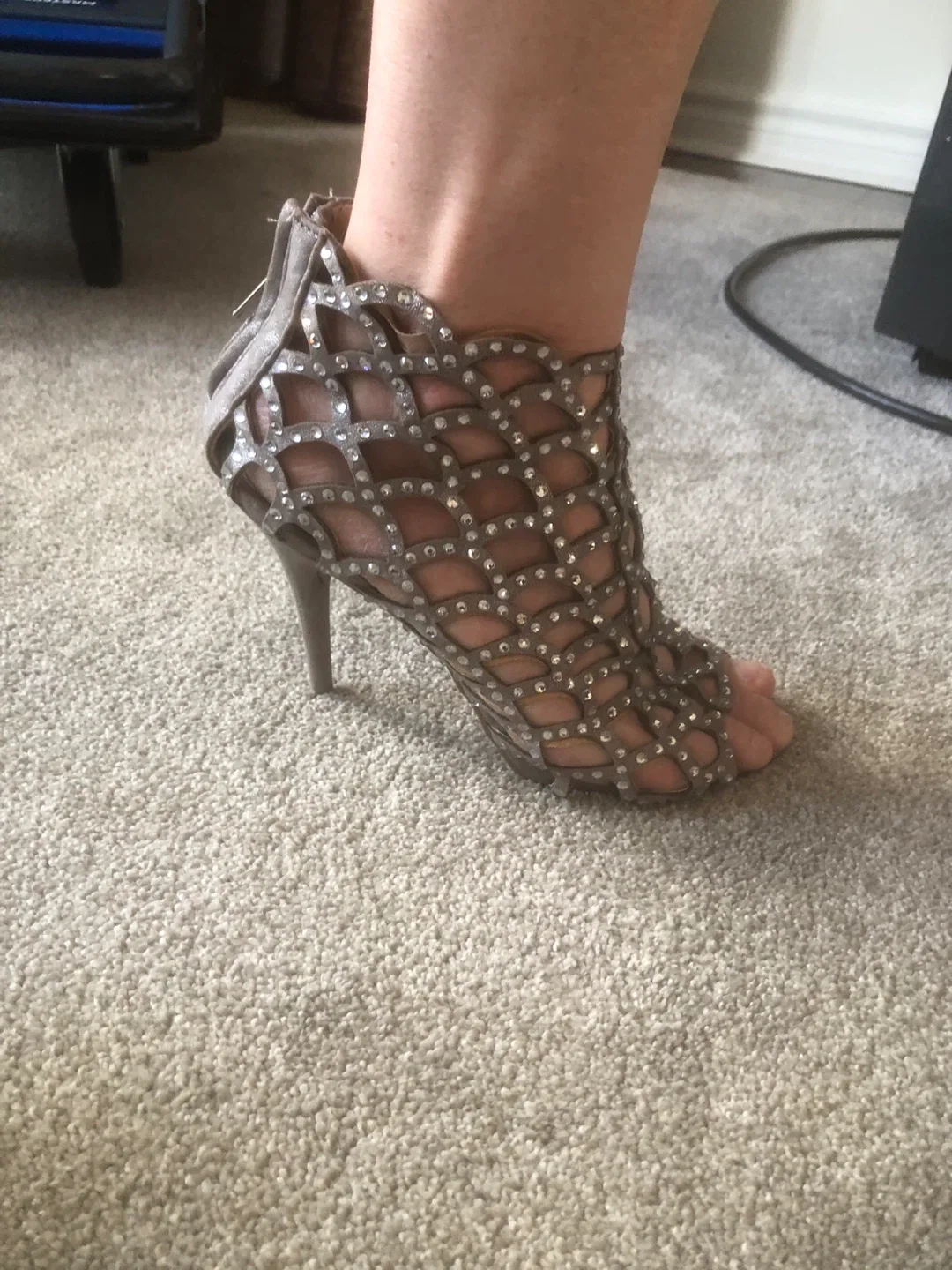 Rhinestone Cage Heels image indicator(4)