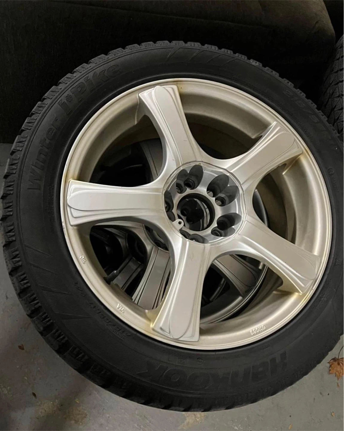 Hankook Winter Tires on Rims - Set of 4 - photo 3