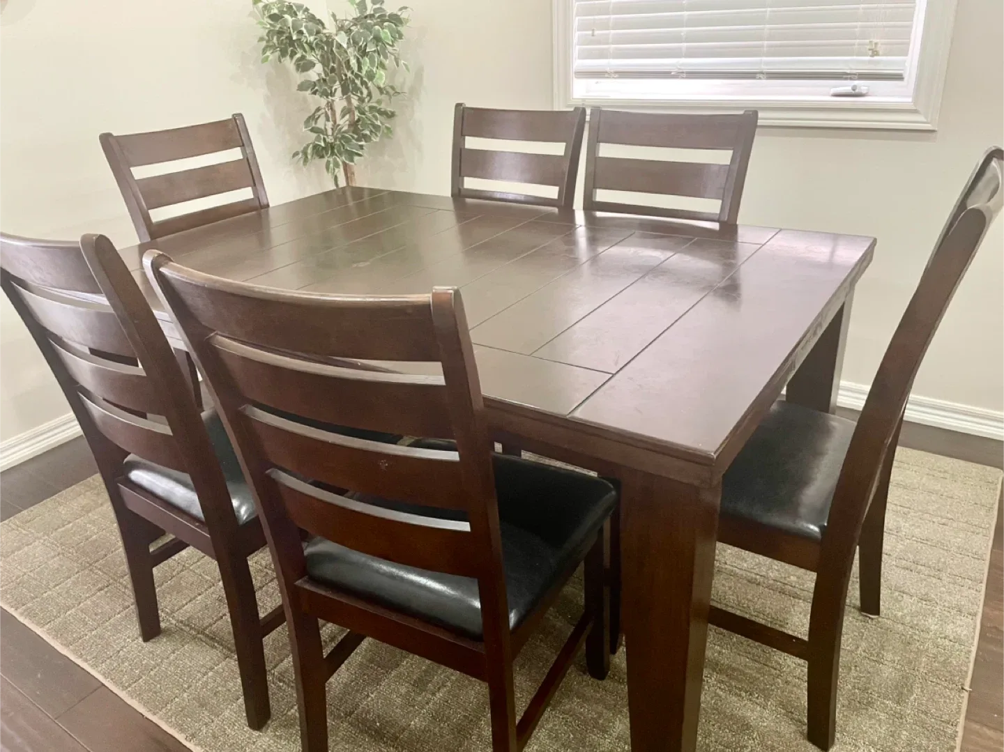 Dining Table with 6 Chairs image indicator(2)