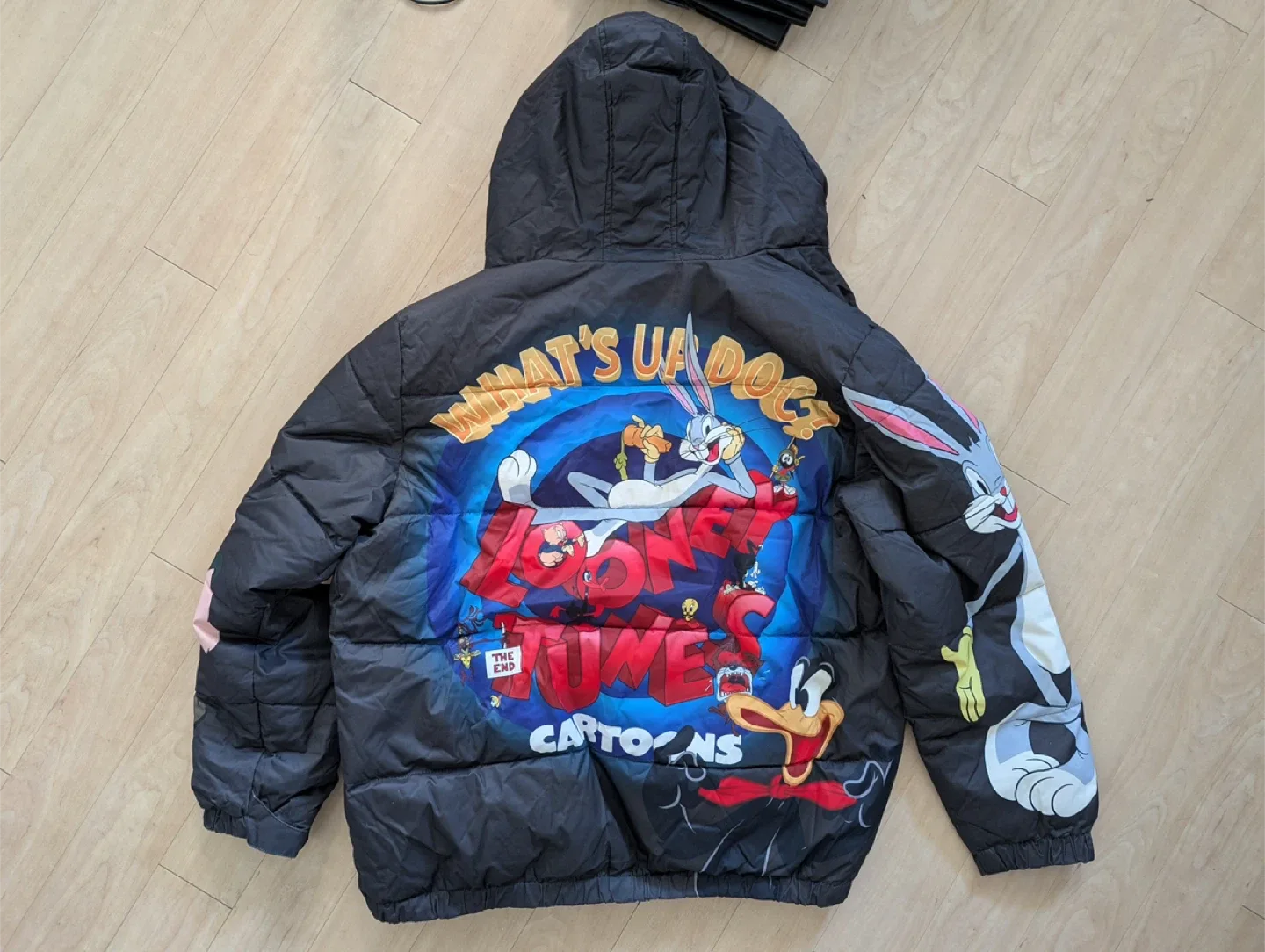 Looney Tunes x Members Only Puffer Jacket - XL image indicator(5)