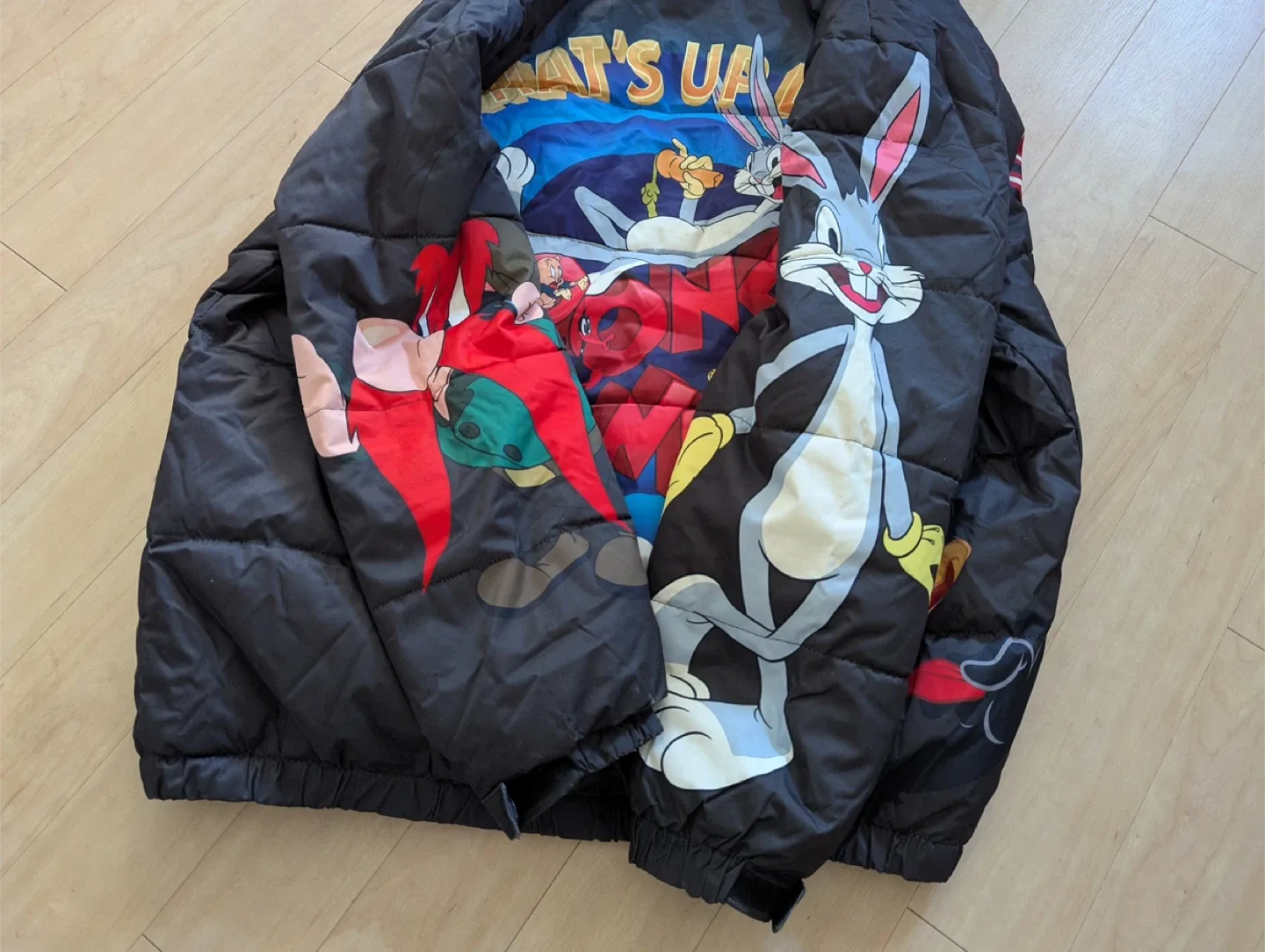 Looney Tunes x Members Only Puffer Jacket - XL image indicator(6)