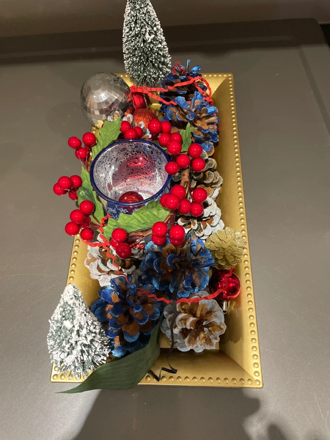 Festive Holiday Centrepiece image indicator(3)