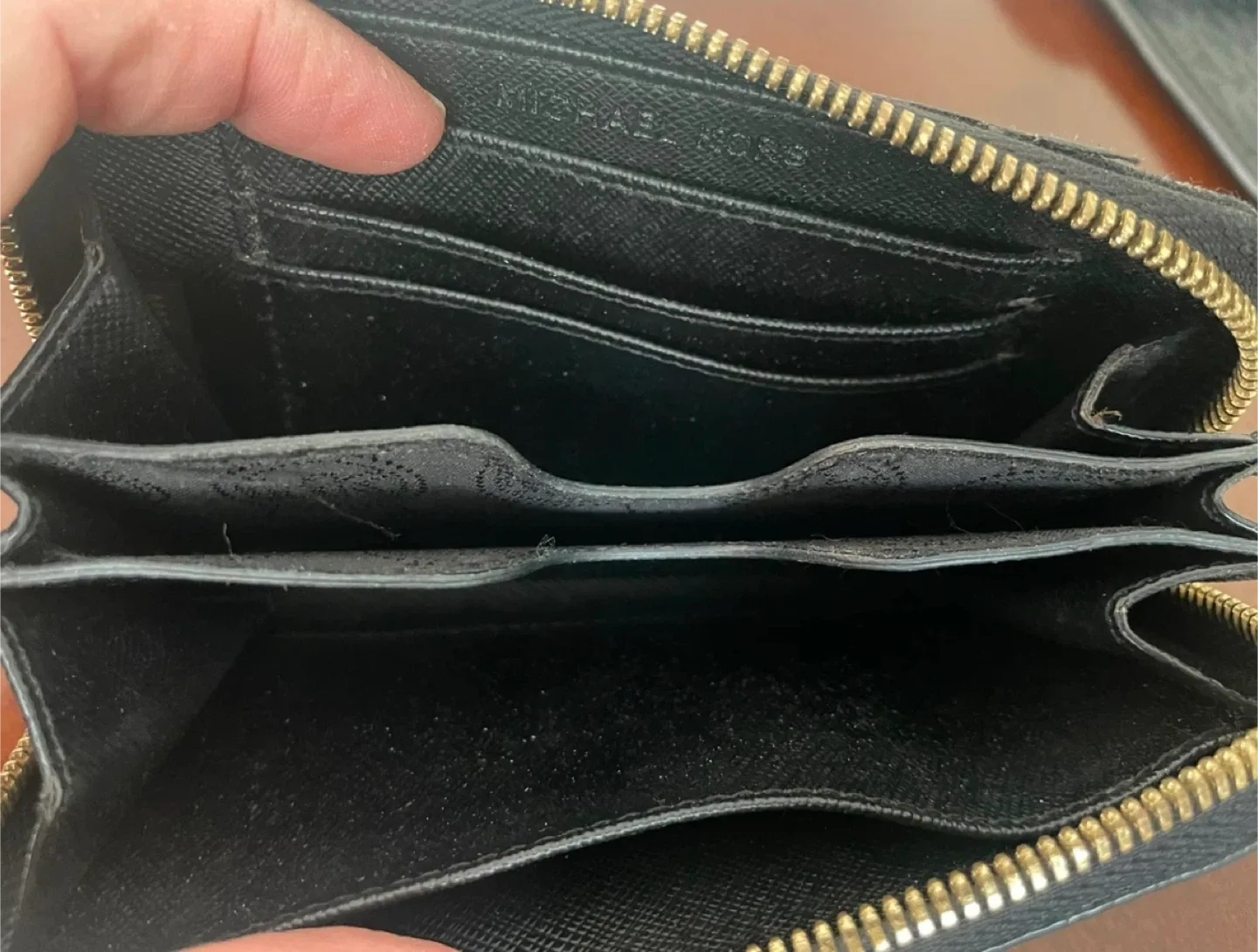 Michael Kors Black Wallet image indicator(2)