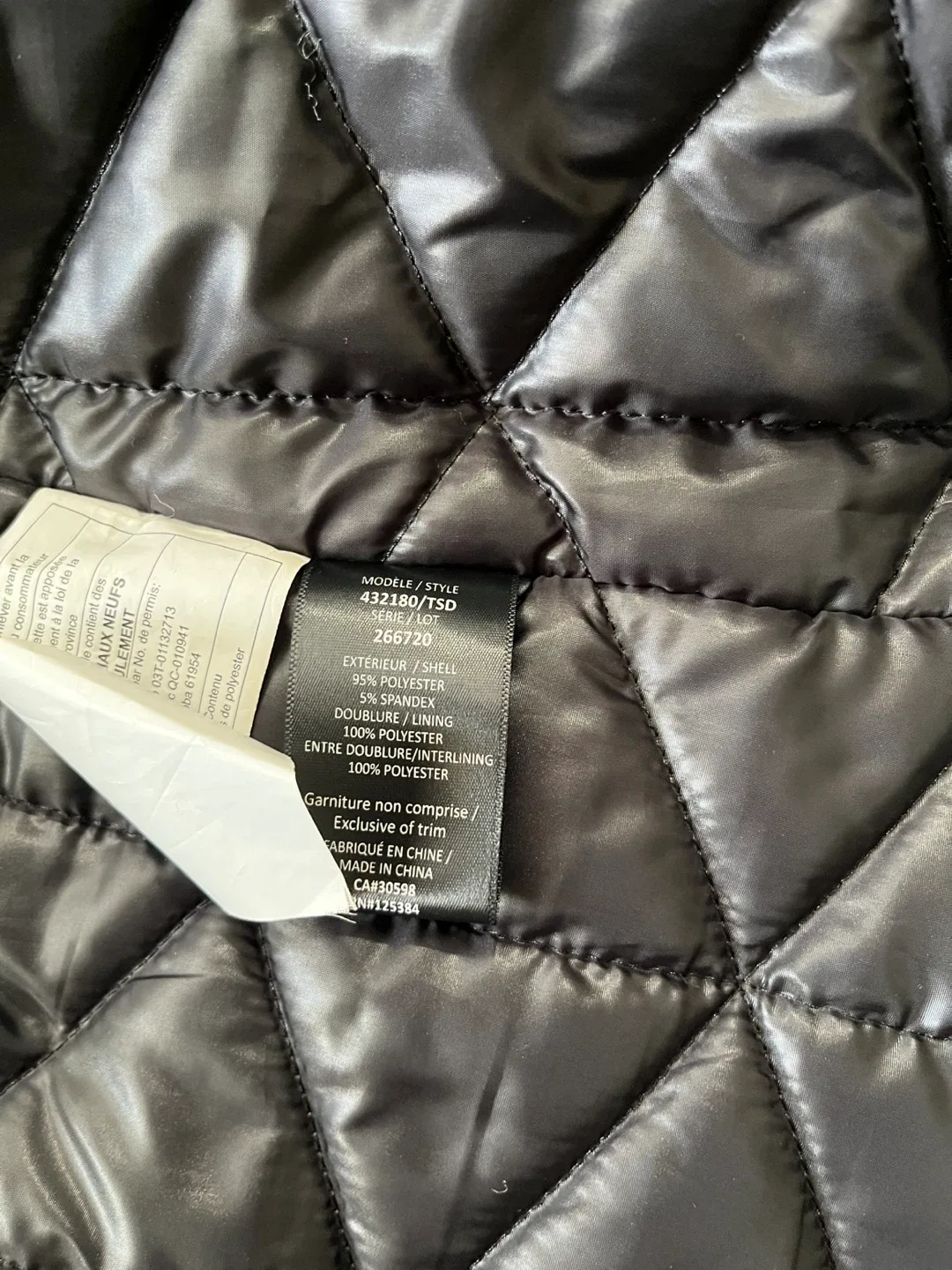 Black Winter Coat with Hood image indicator(8)