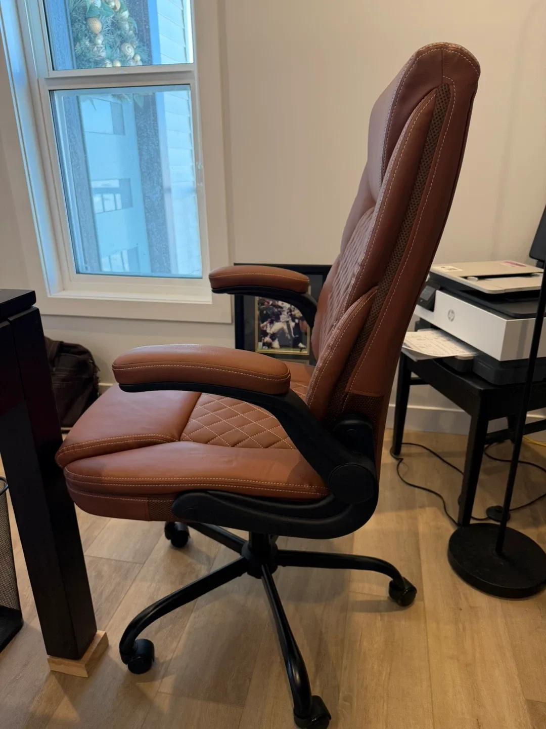 Brown Leather Office Chair image indicator(4)