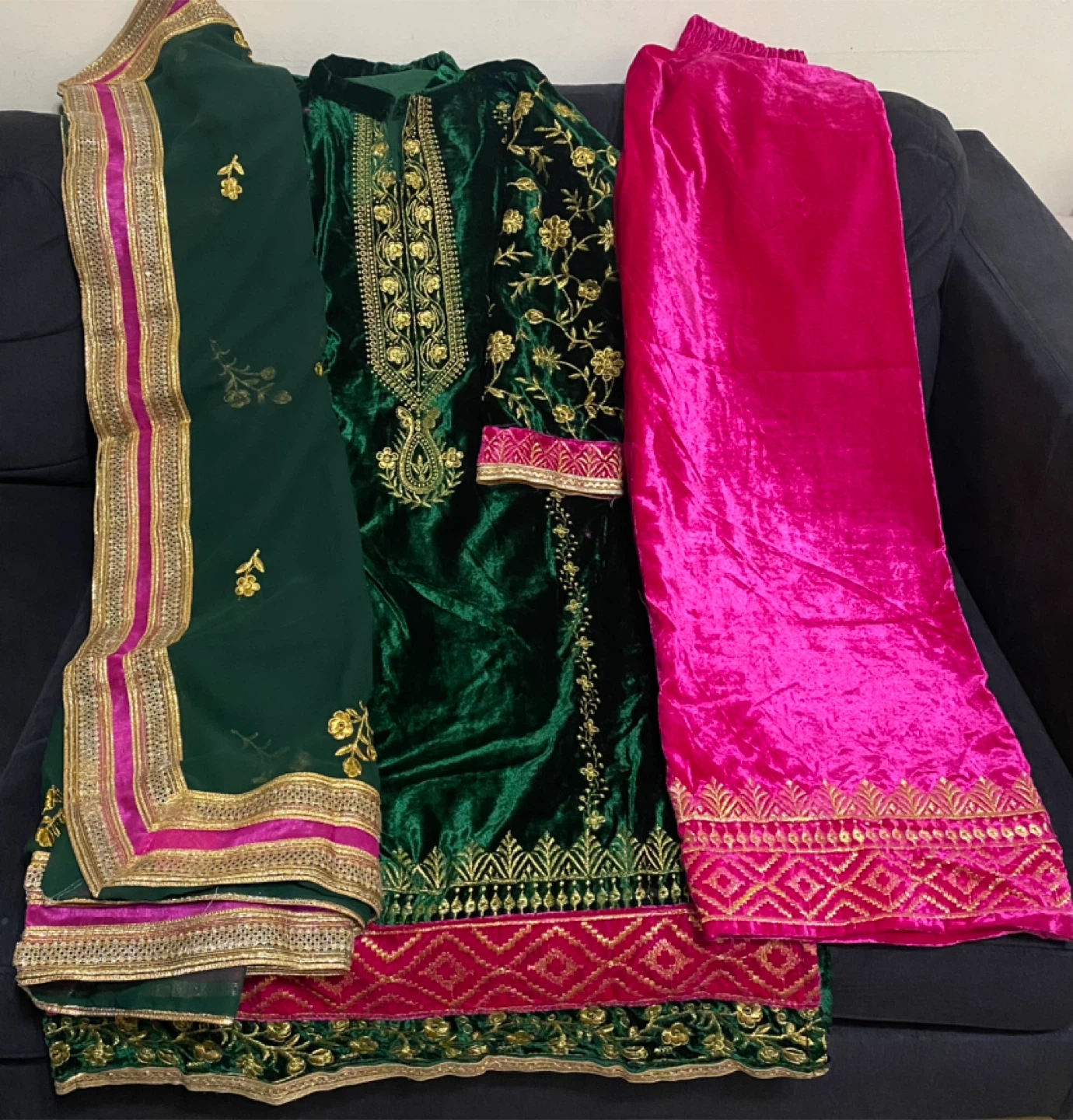 Green Velvet Embroidered Salwar Kameez Suit - photo 2