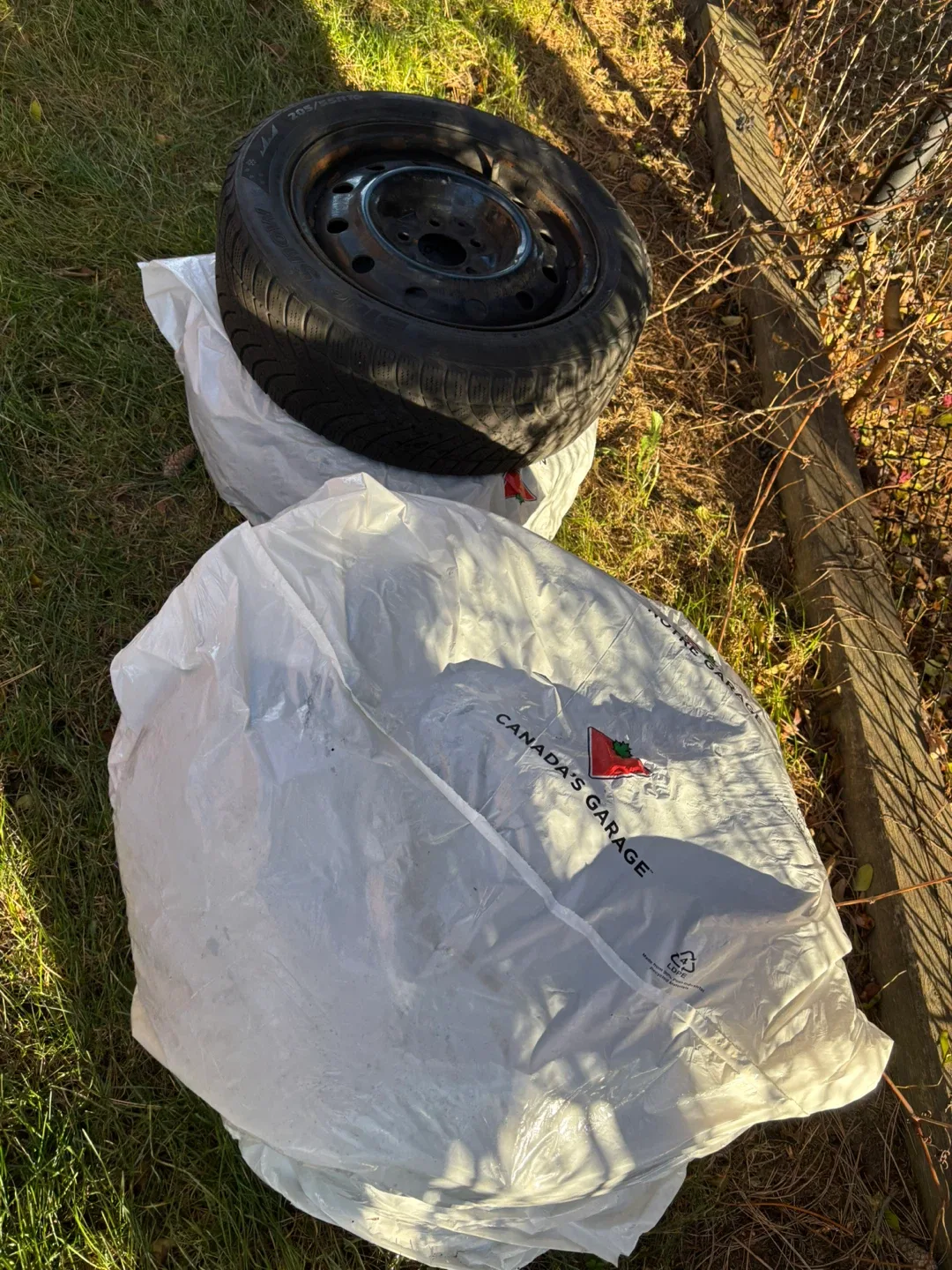 Toledo Blue Snow 205/55R16 Tire image indicator(4)